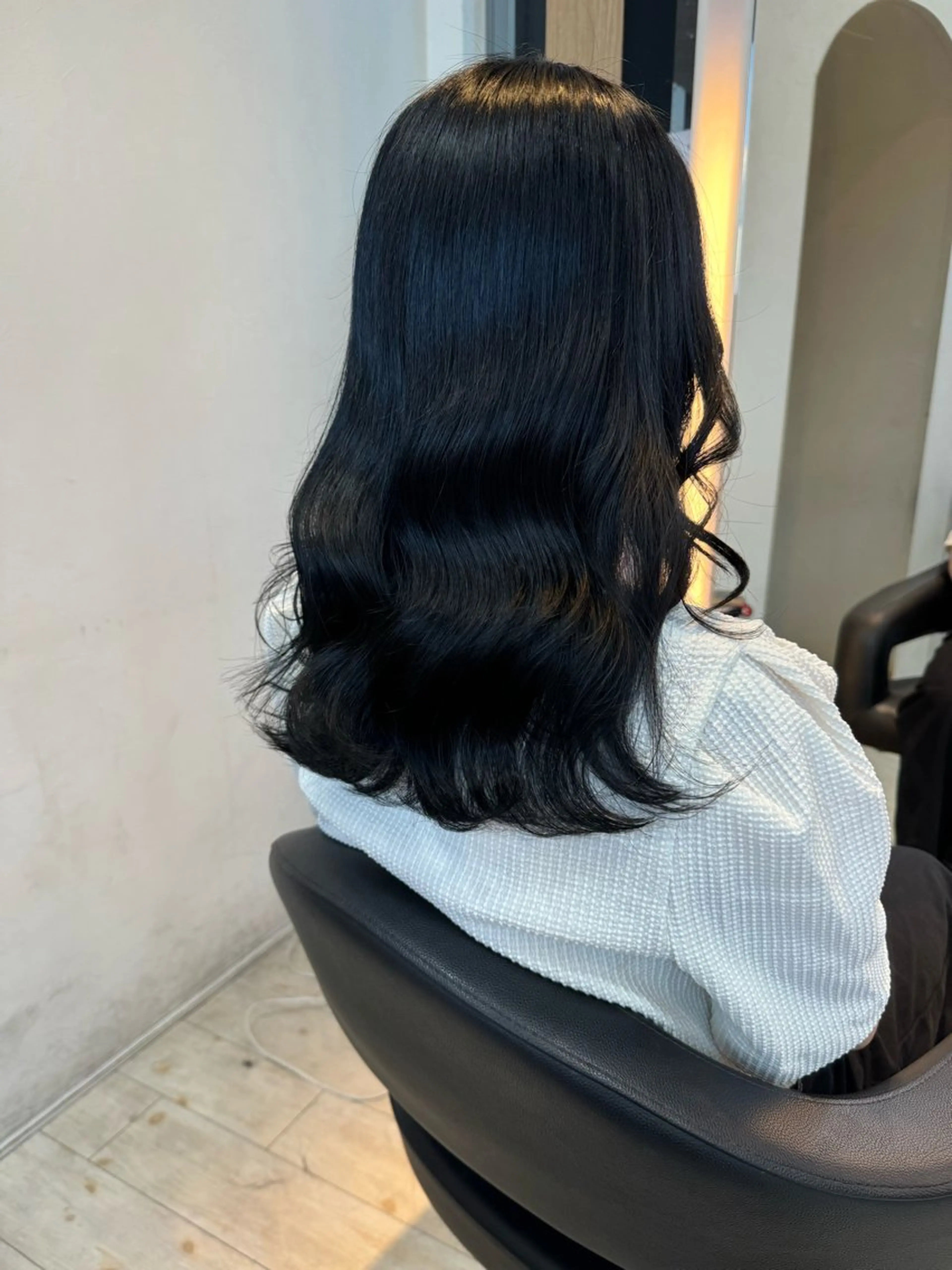 セミロング カラー 黒髪 ブルーカラー ブルーブラック メンズ特化/ 透明感カラー/りなのヘアスタイル