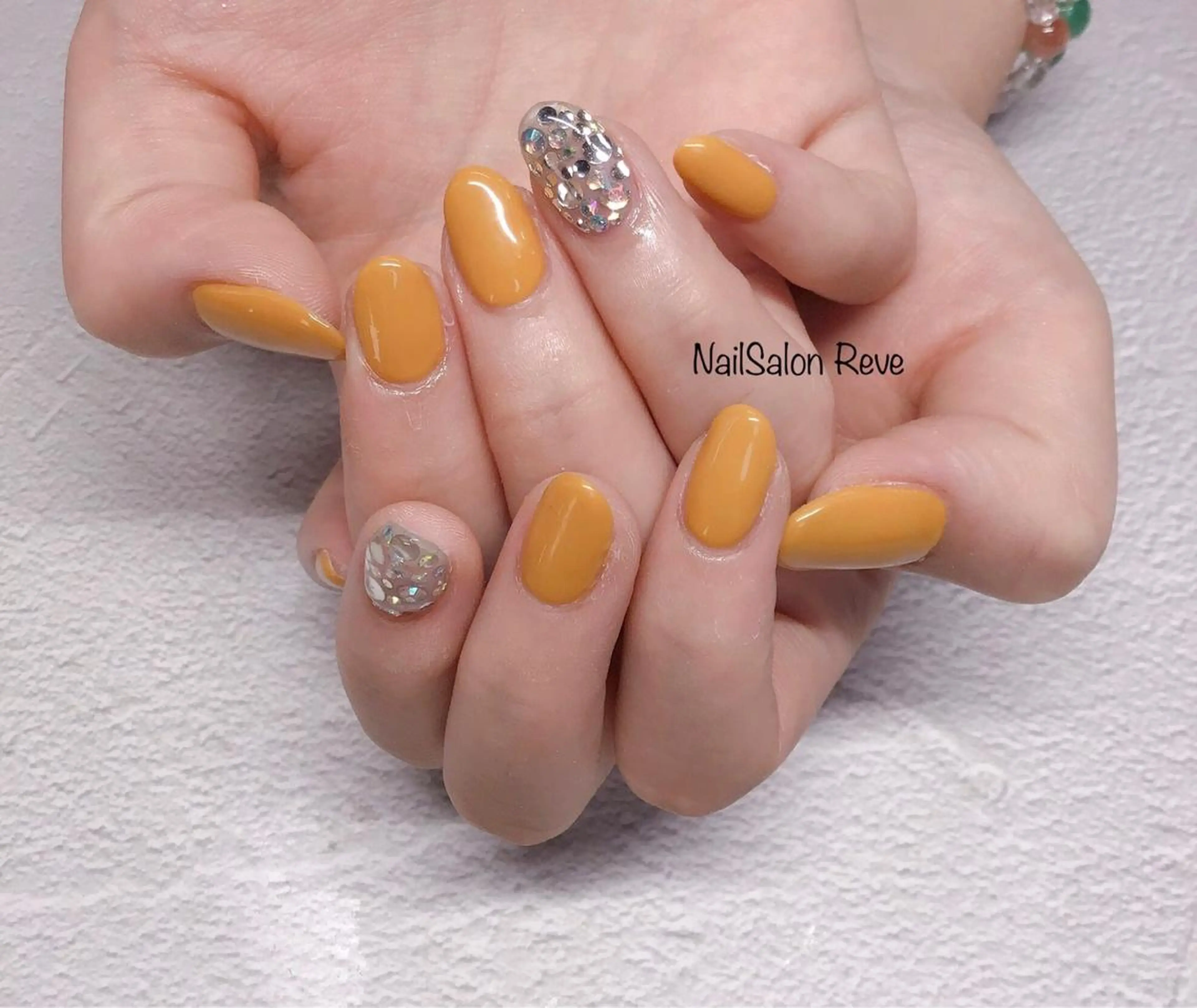 ネイル ワンカラーネイル ストーンネイル ハンドネイル NailSalon   Reve（ネイルサロン レーヴ）所属・NailSalon Reveのネイルデザイン