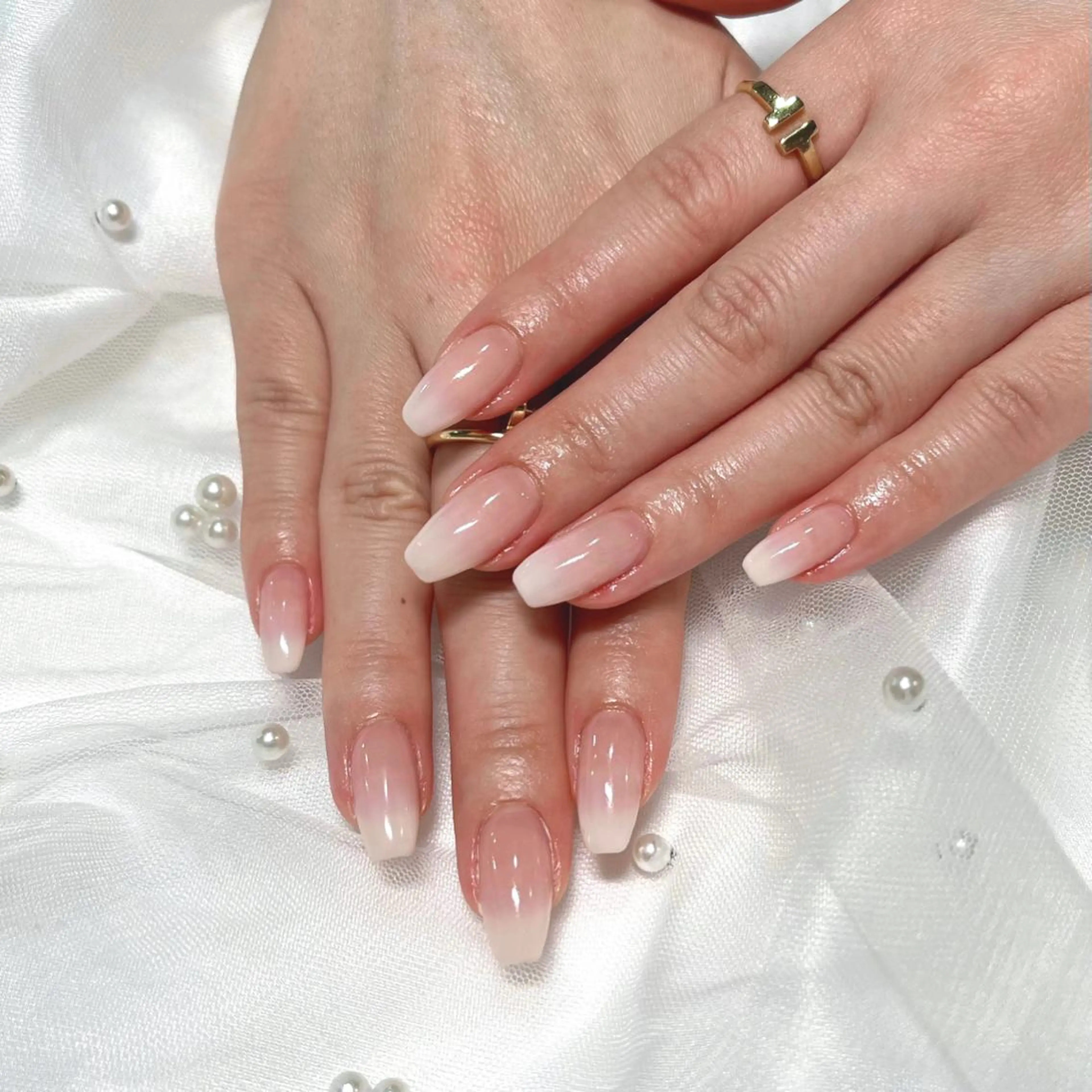 ネイル グラデーション elu しみずのネイルデザイン