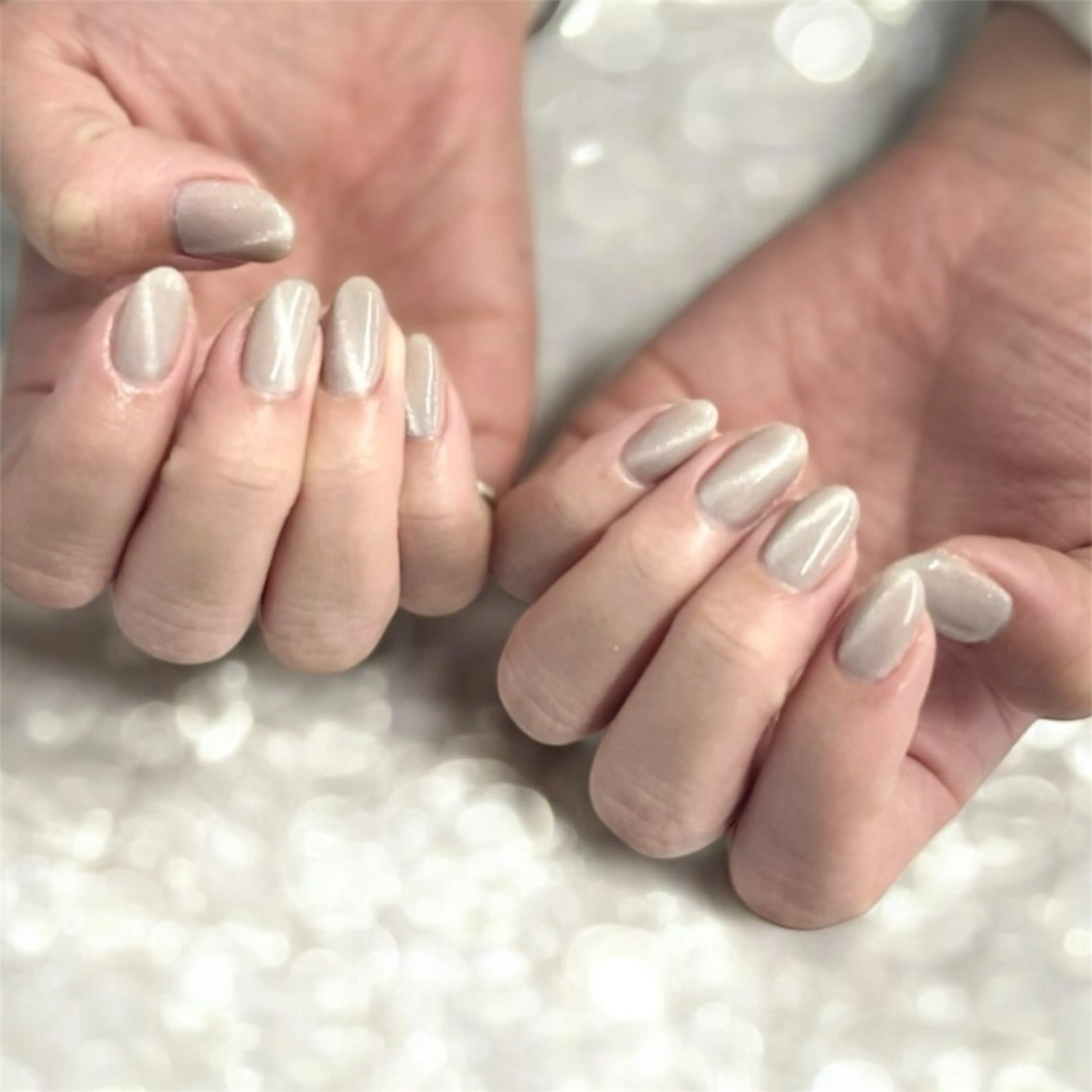 【ご新規様限定】ハンド他店オフ込み🤍ワンカラー(マグネット・ラメグラ含)ネイルの写真