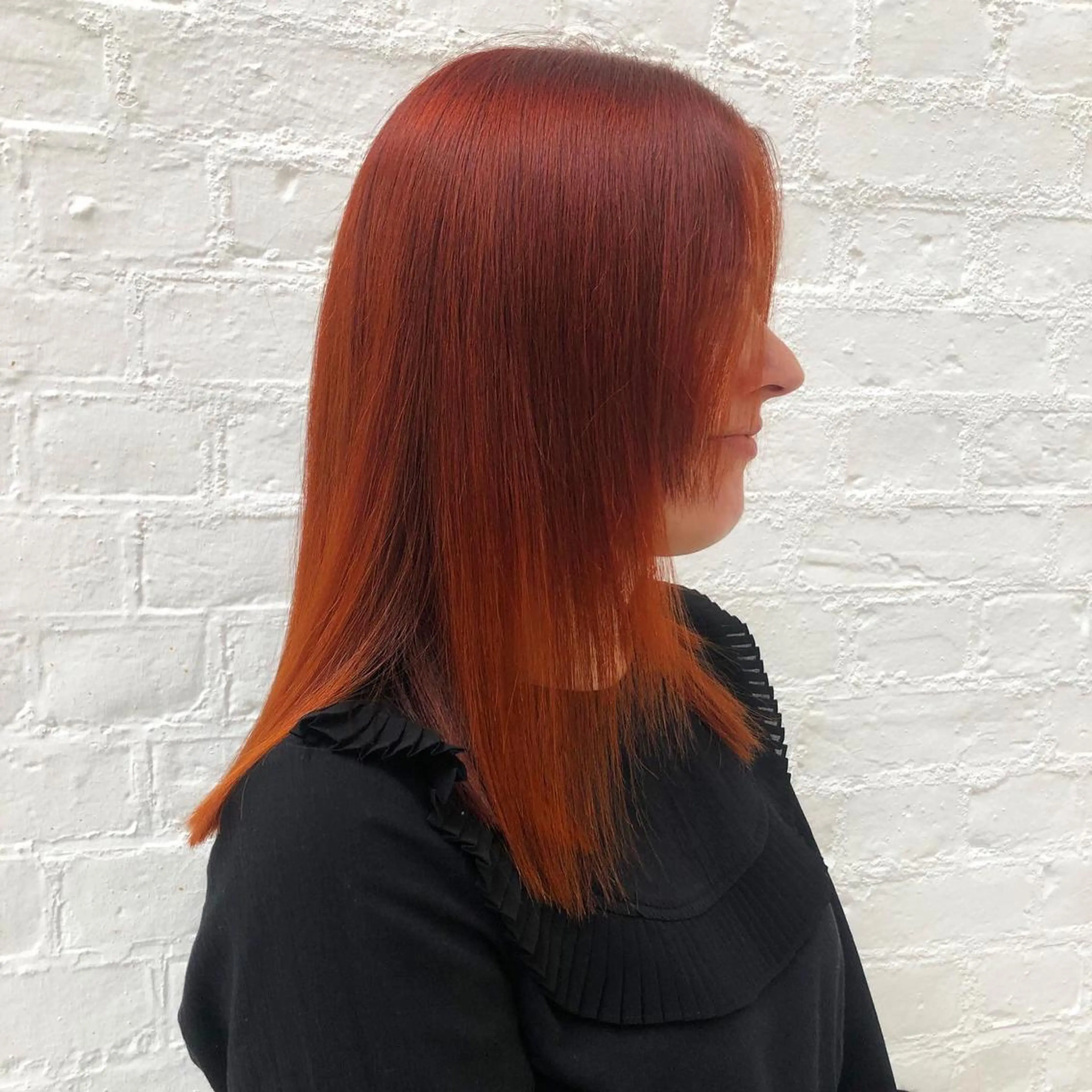 セミロング カラー GO TODAY シェアサロン 原宿Verno店所属・ブリーチ/髪質改善/ ボブ特化/よしきのヘアスタイル