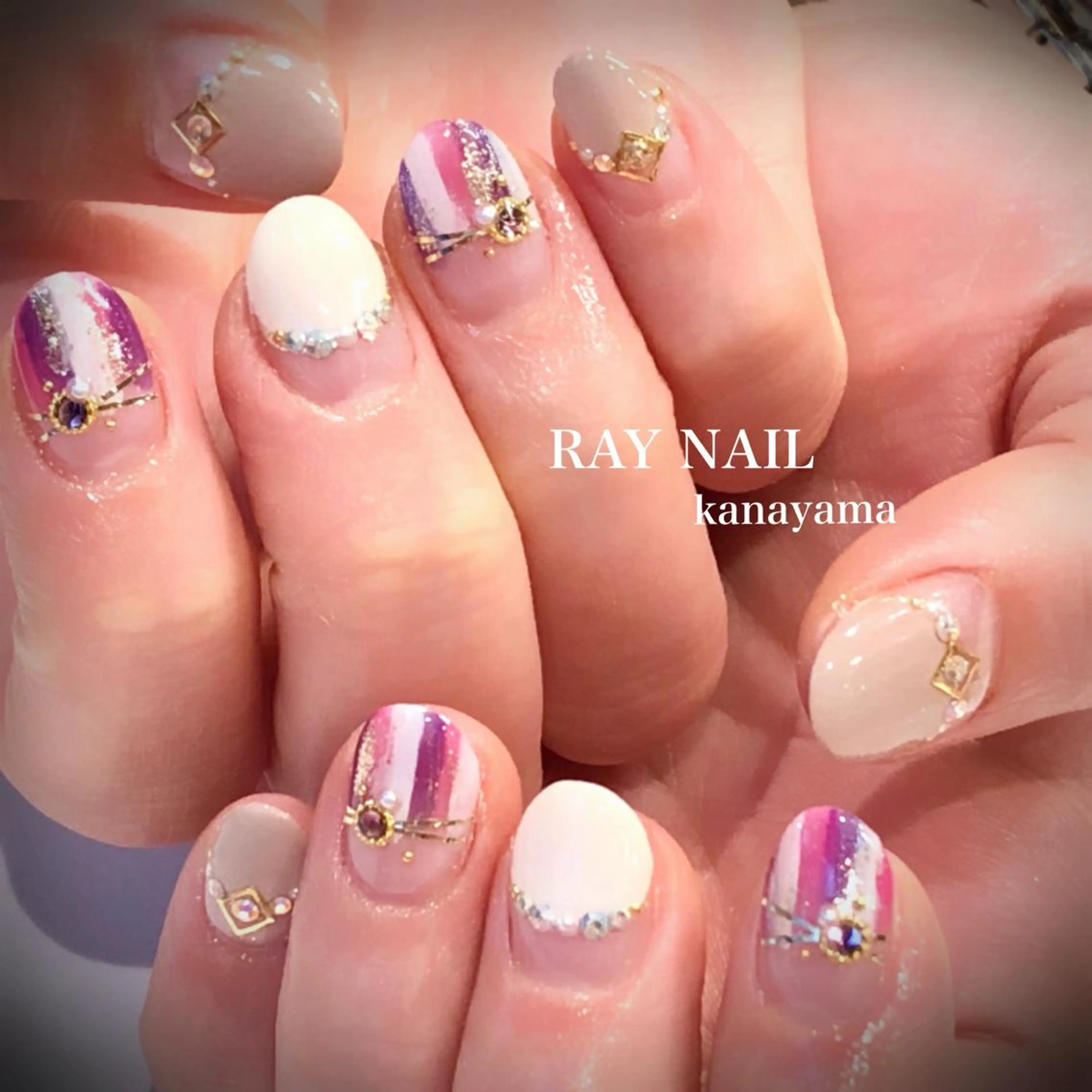 ネイル グラデーション ニュアンスネイル ピンク パープル Arowa 伊田のネイルデザイン