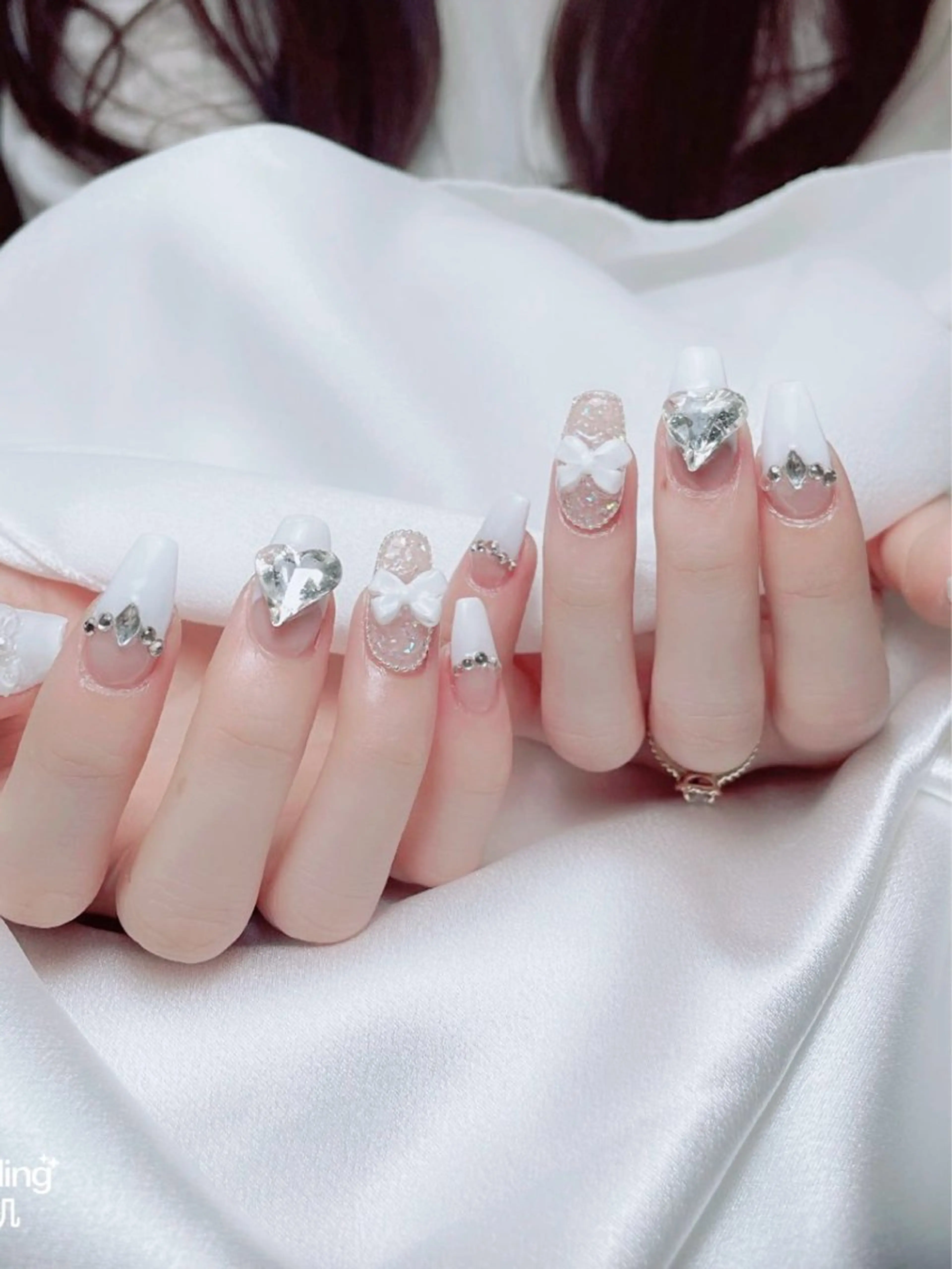 ネイル フレンチネイル ジェルネイル ハート 韓国ネイル マグネットネイル ハンドネイル ネイルサロン lotusのネイルデザイン