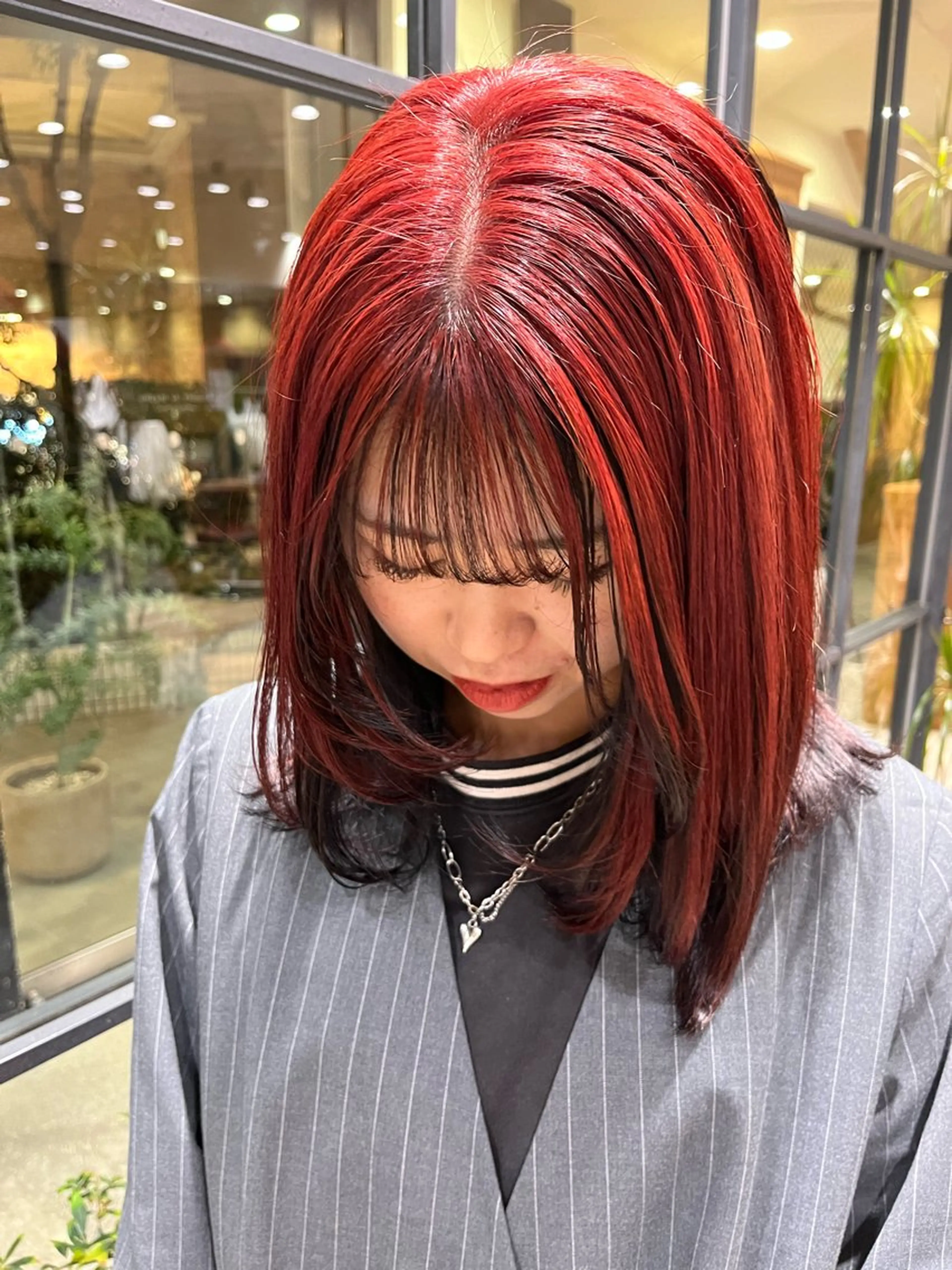 ミディアム ボブレイヤー/ ブリーチ/miyuuのヘアスタイル