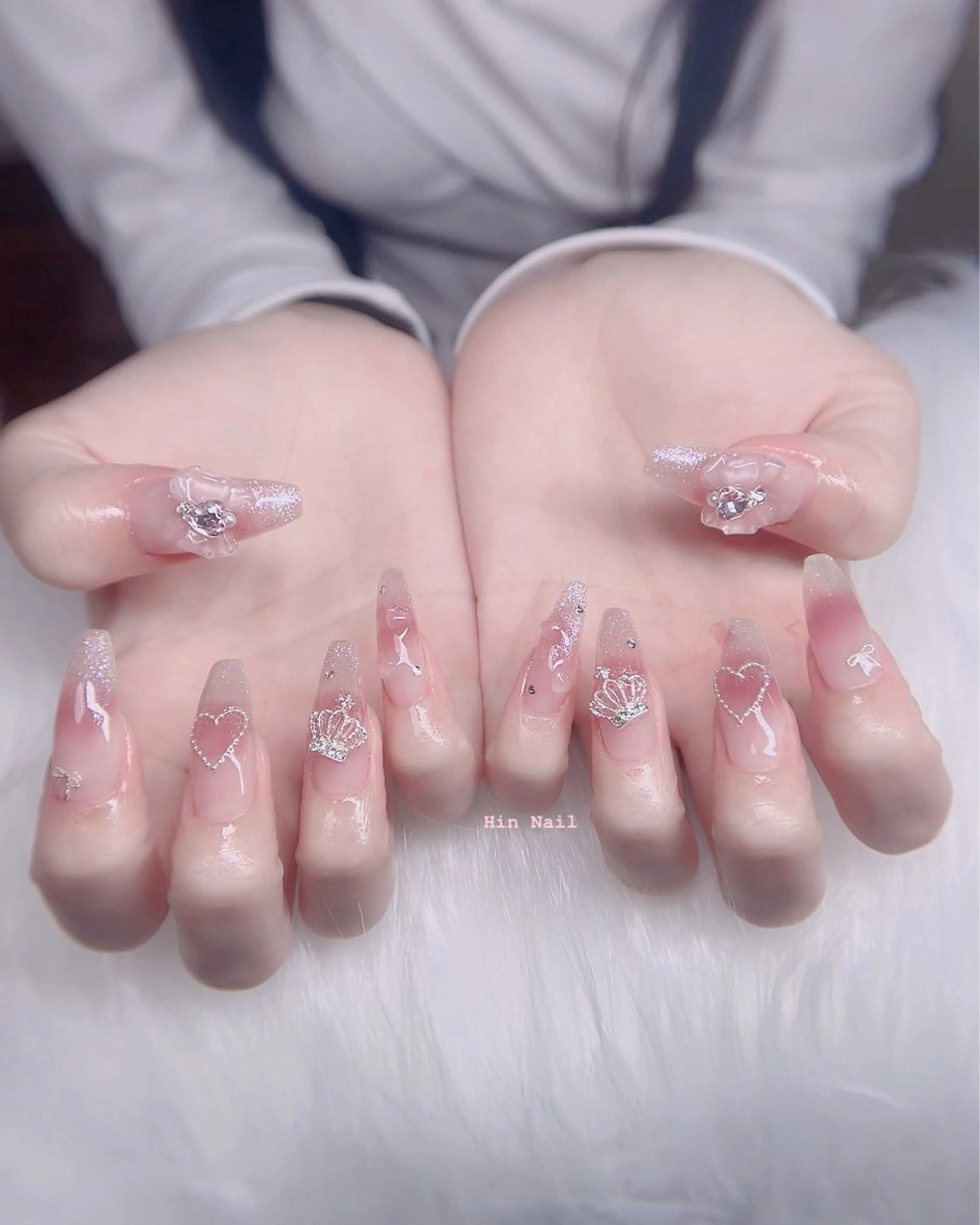 ネイル HIN NAILのネイルデザイン