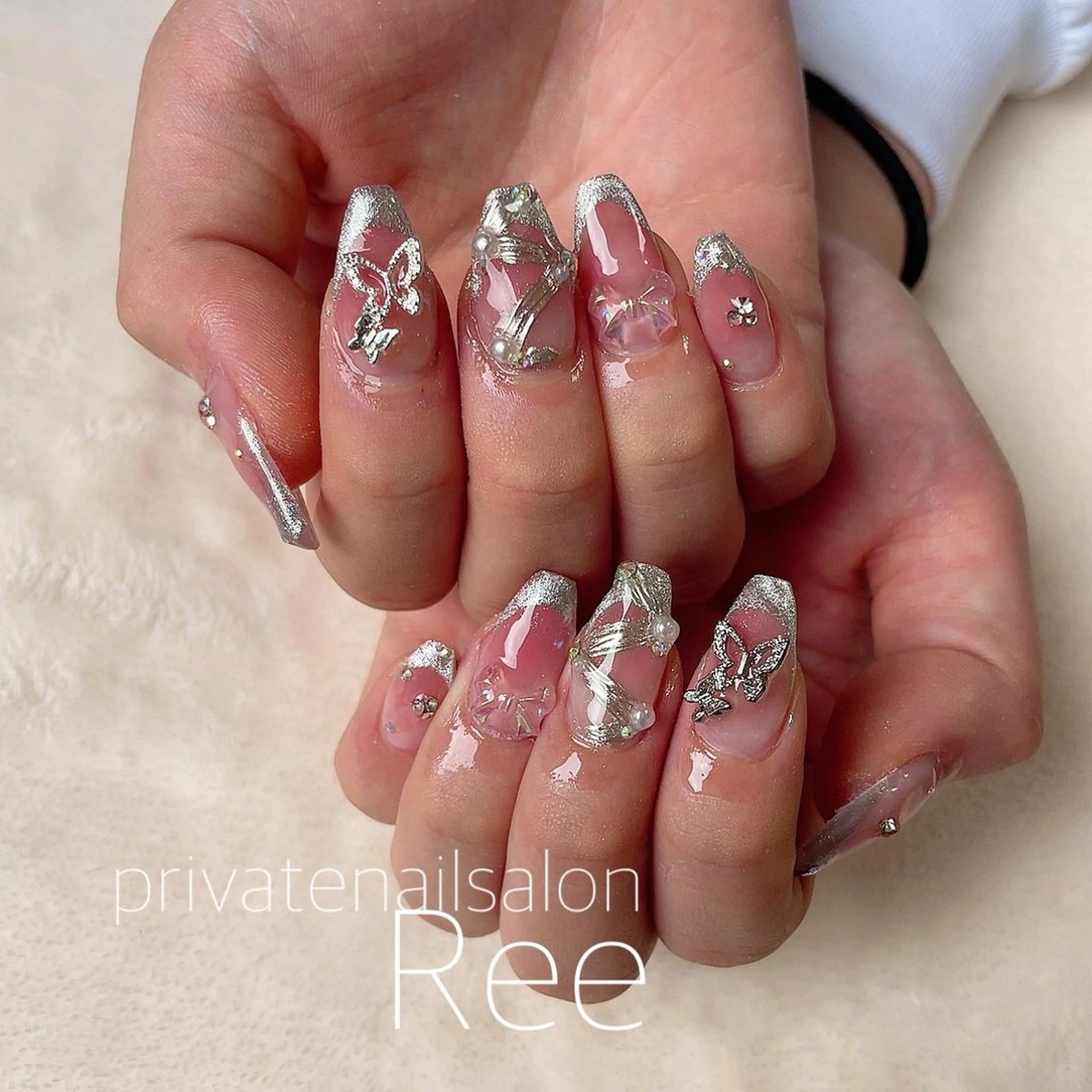 ネイル 知花 梨花のネイルデザイン