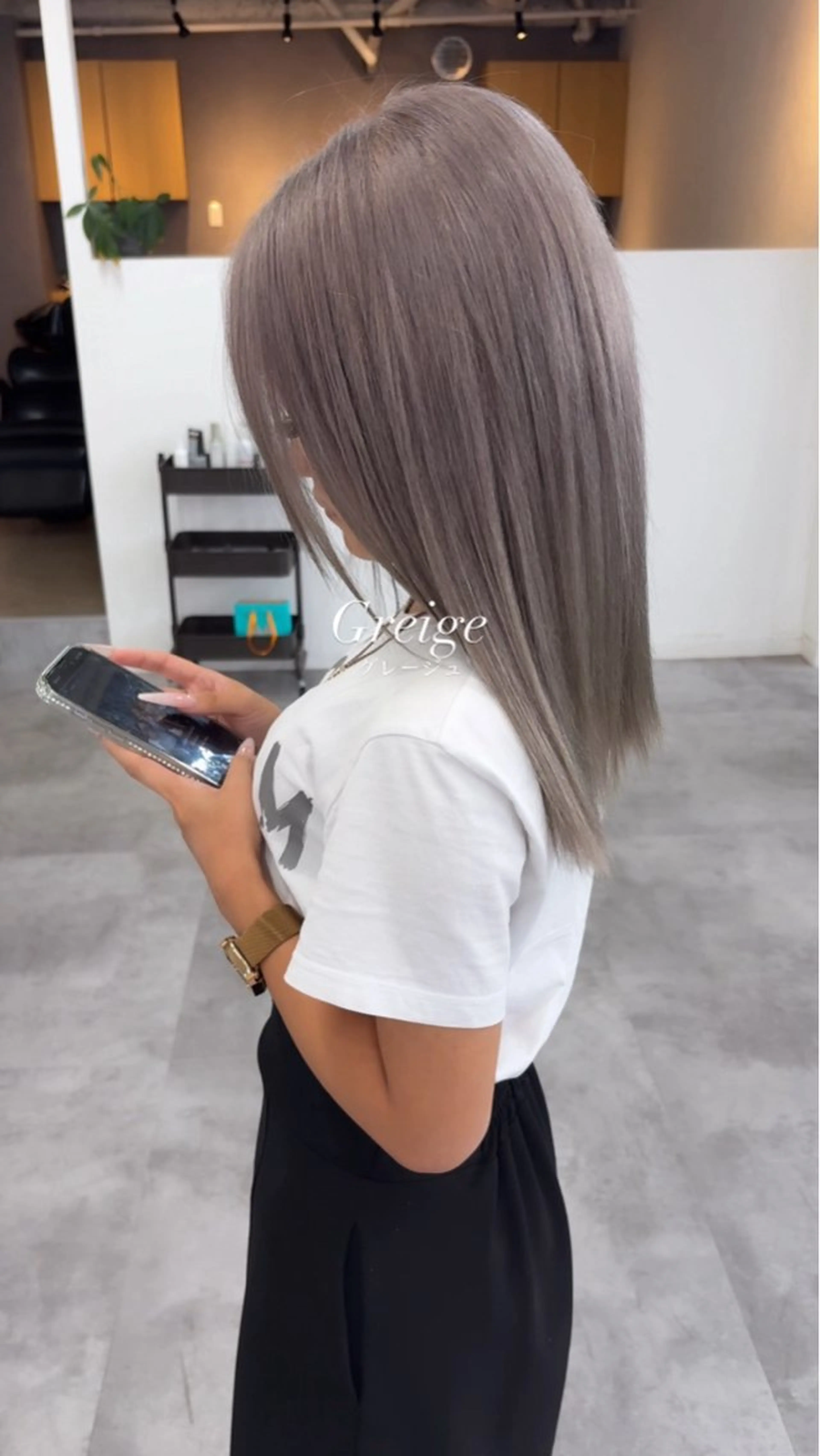 ショート カラー グレージュ TORA【Li's /東大阪布施美容室】のヘアスタイル