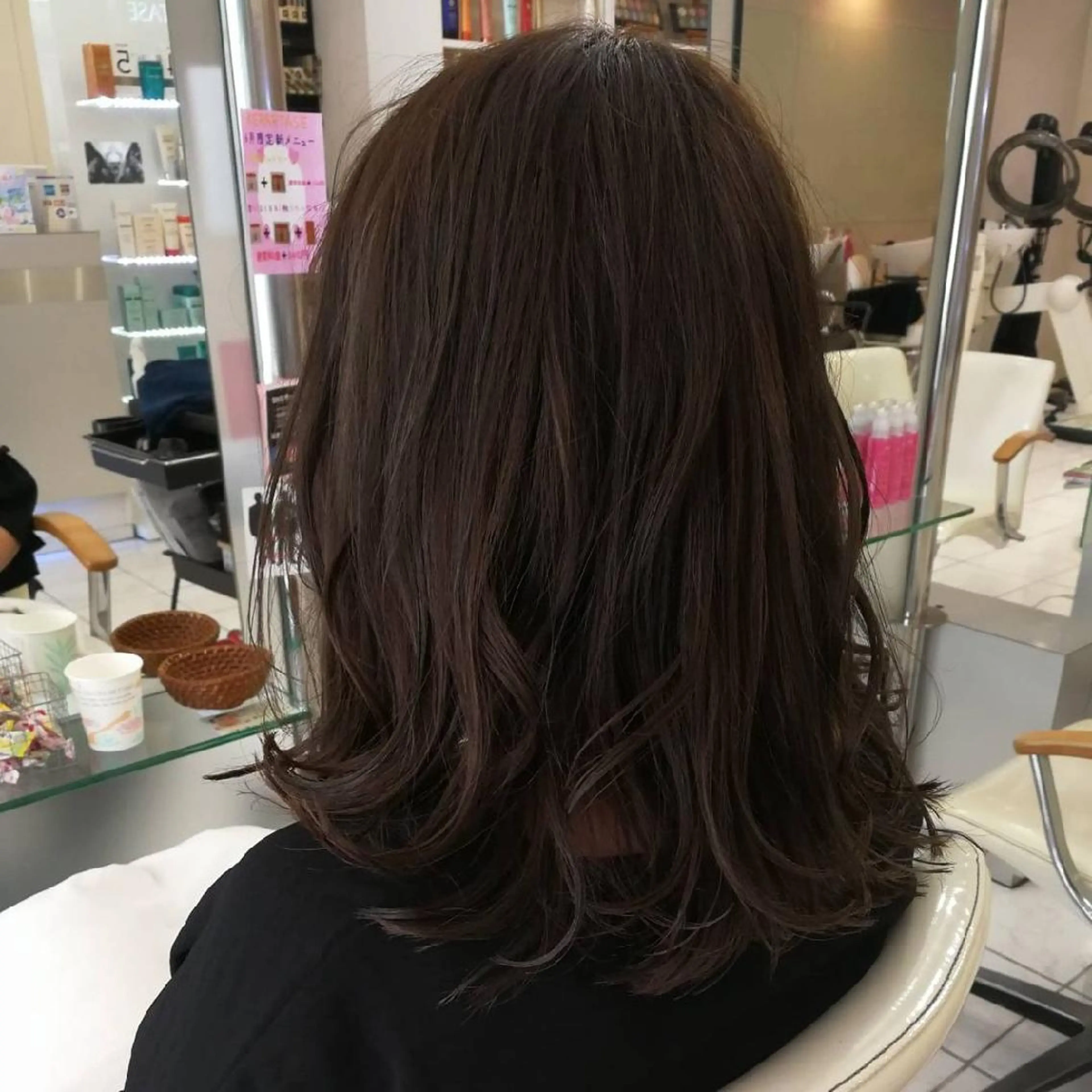 セミロング カラー グレージュ 生田 博紀のヘアスタイル