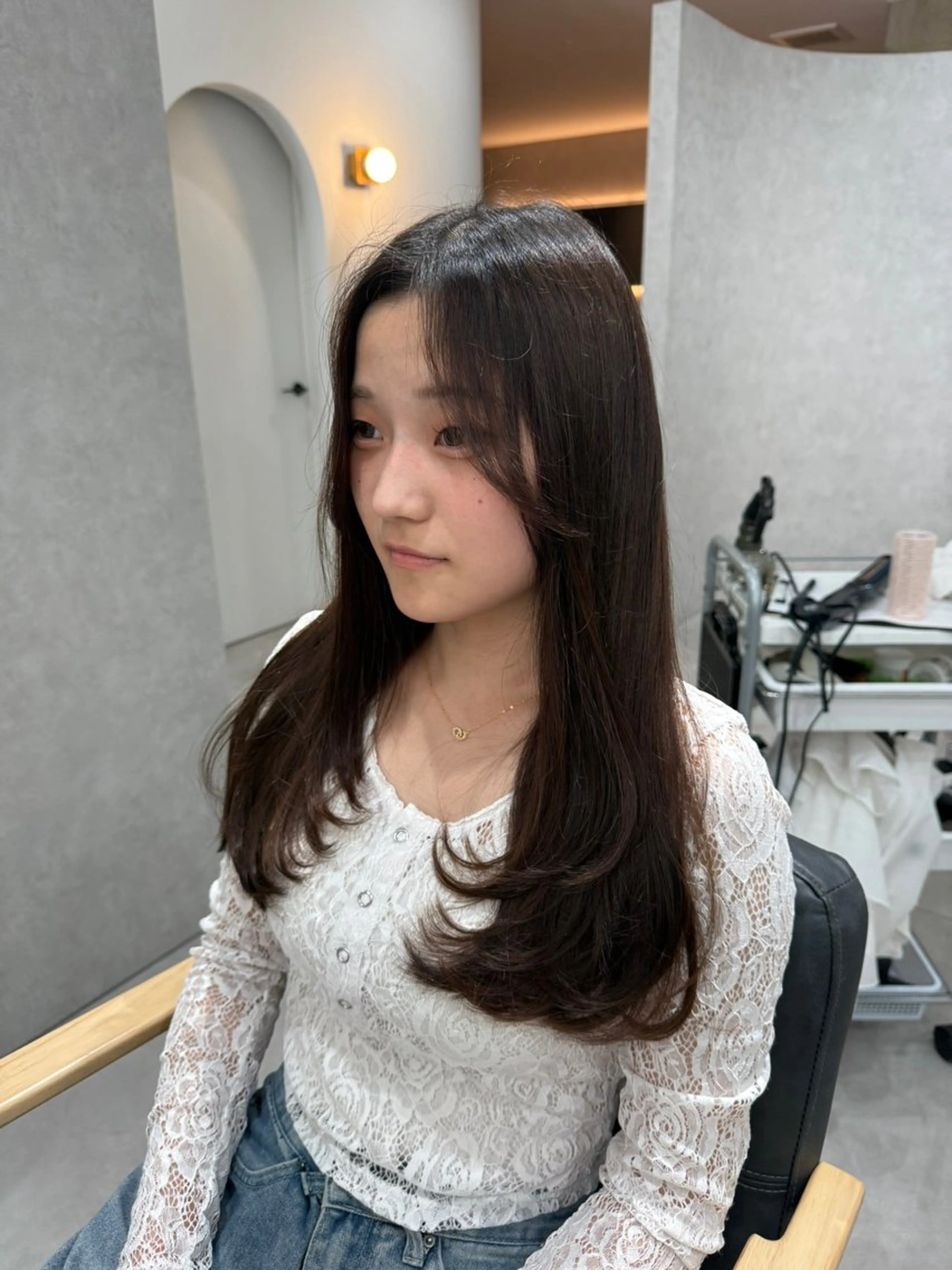 ロング 韓国風ヘア レイヤーカット カット トリートメント 西田 歩果のヘアスタイル