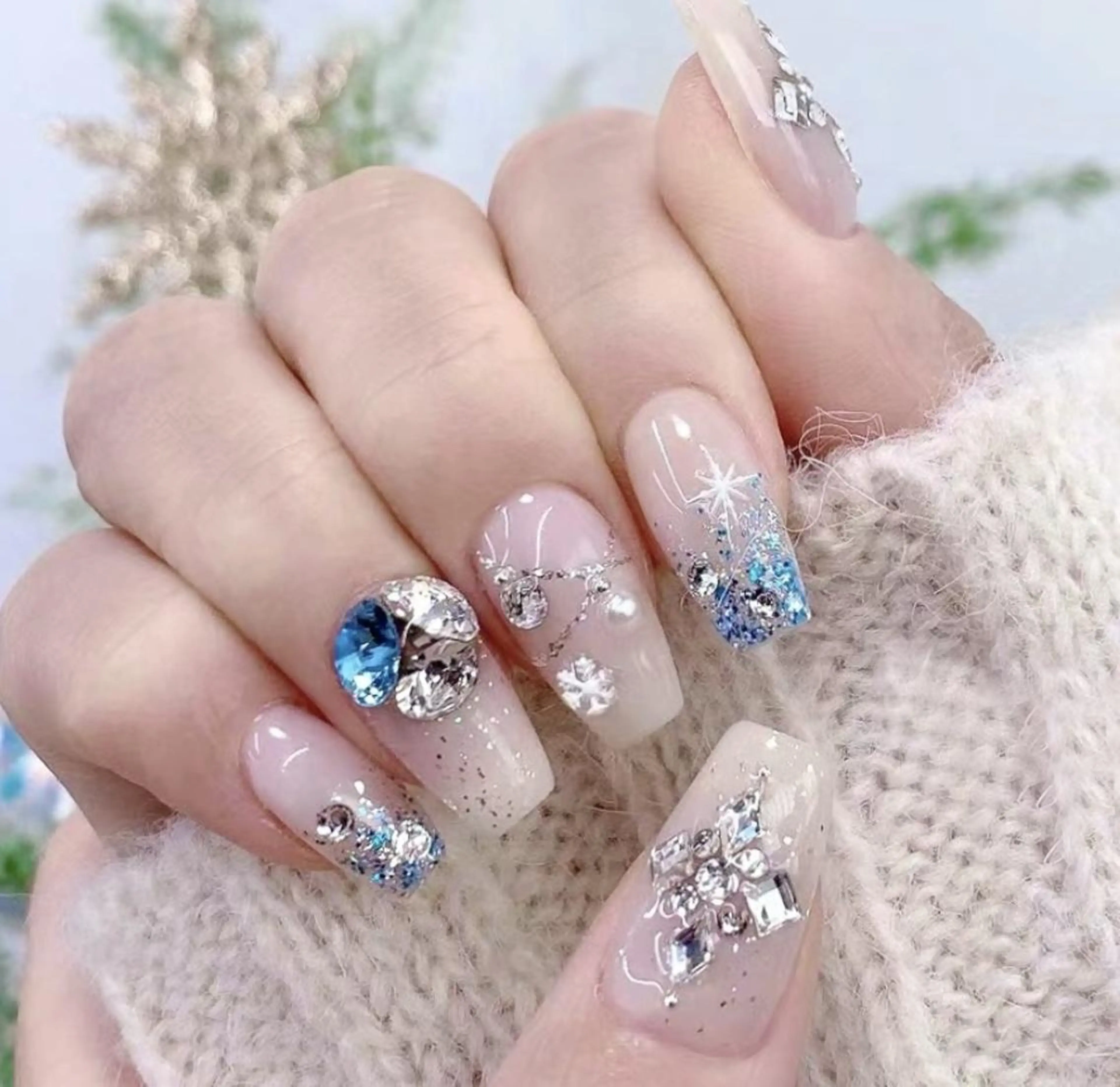 ネイル VIVIAN リサのネイルデザイン