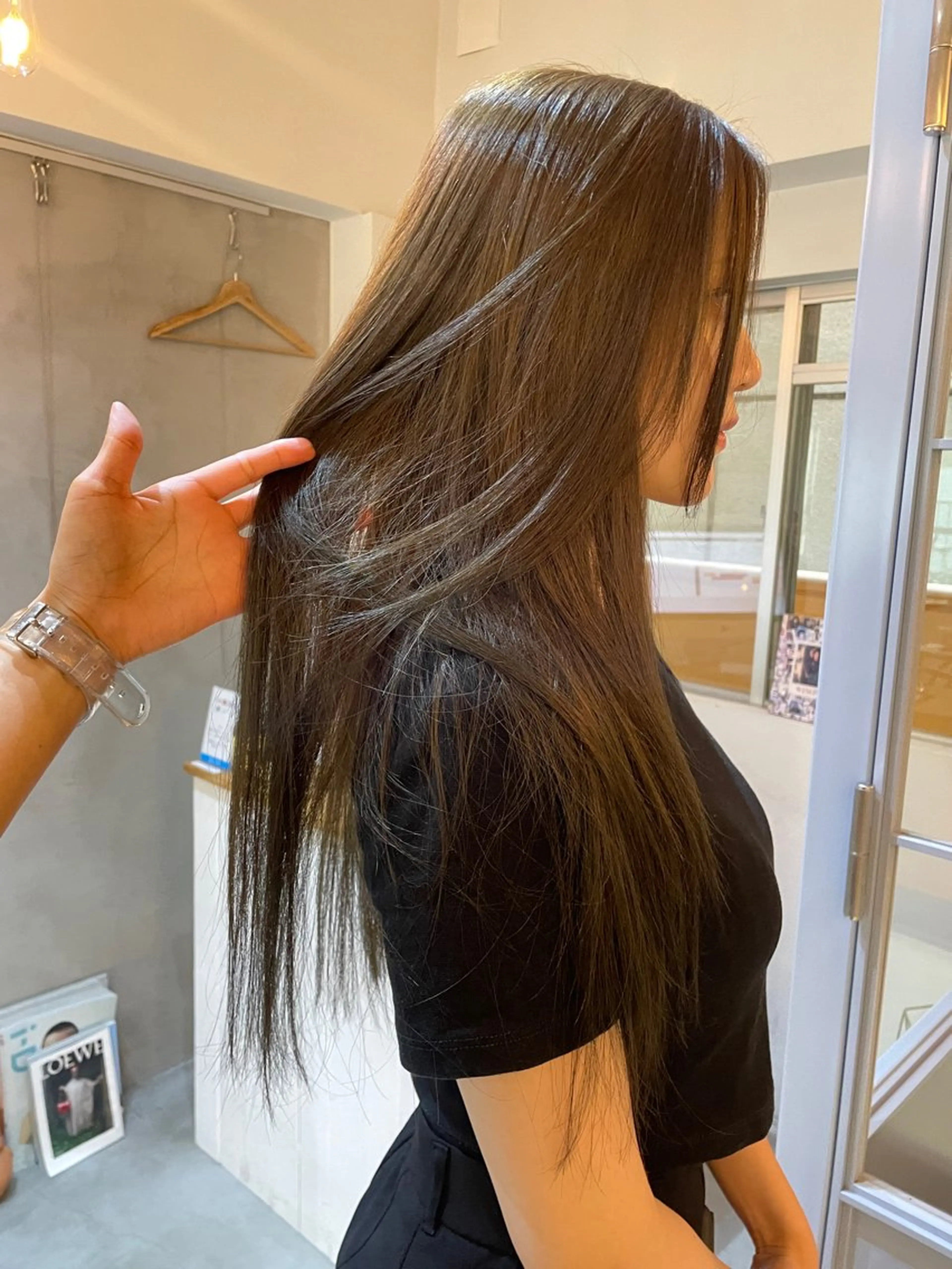 ロング miyu ハイトーン/レイヤーのヘアスタイル