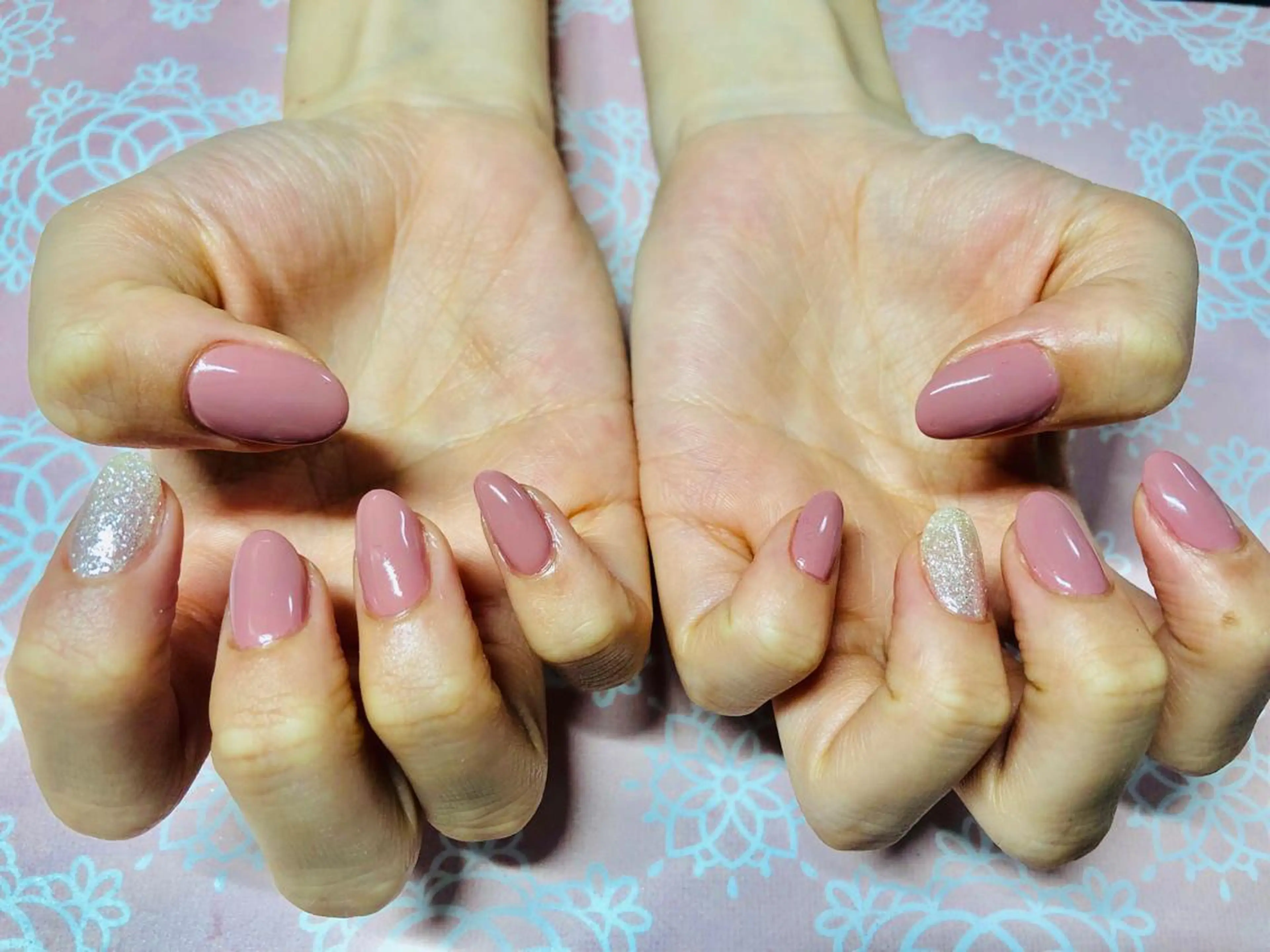 ネイル 西岡 杏のネイルデザイン