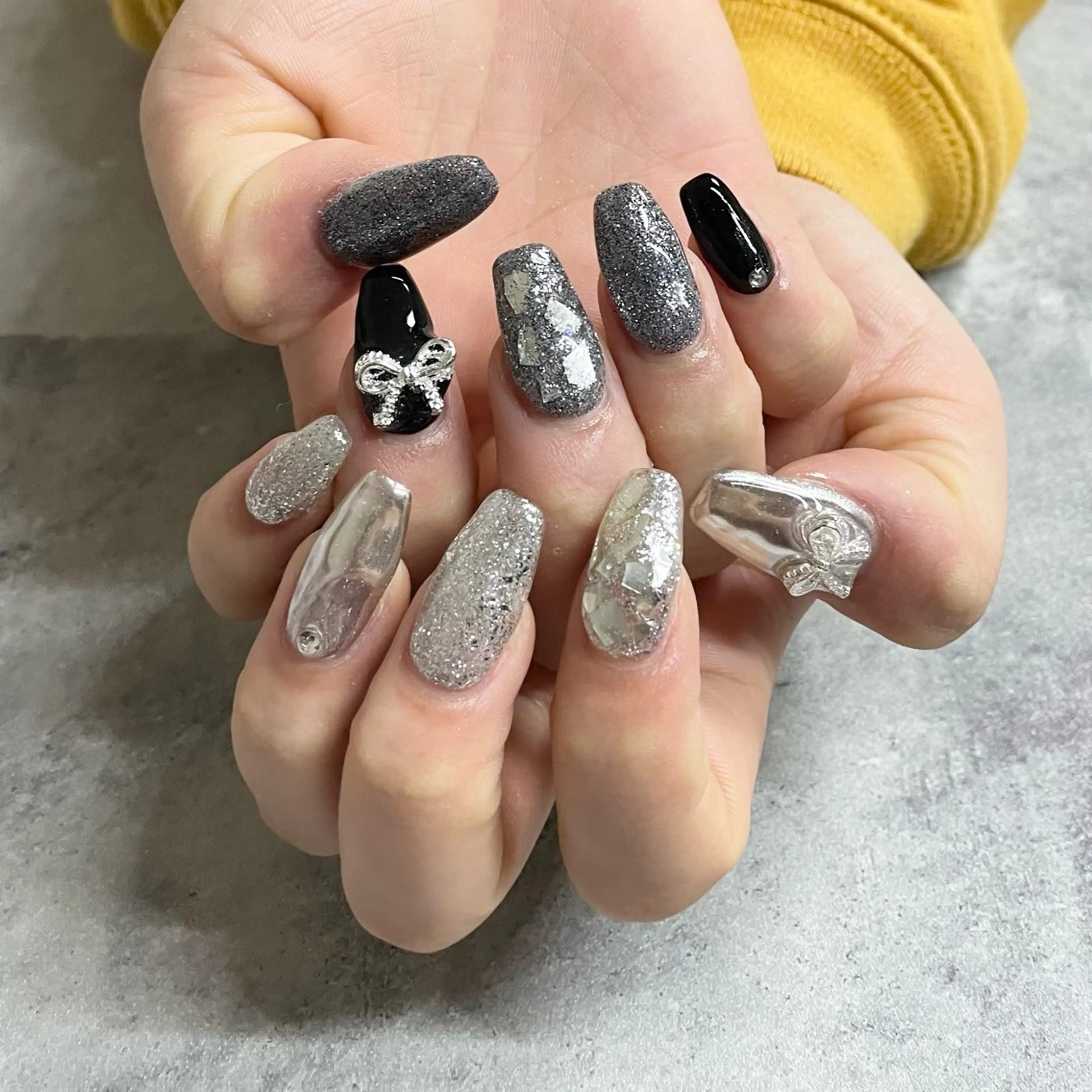 ネイル リボン FELICE ﾌｪﾘｰﾁｪのネイルデザイン