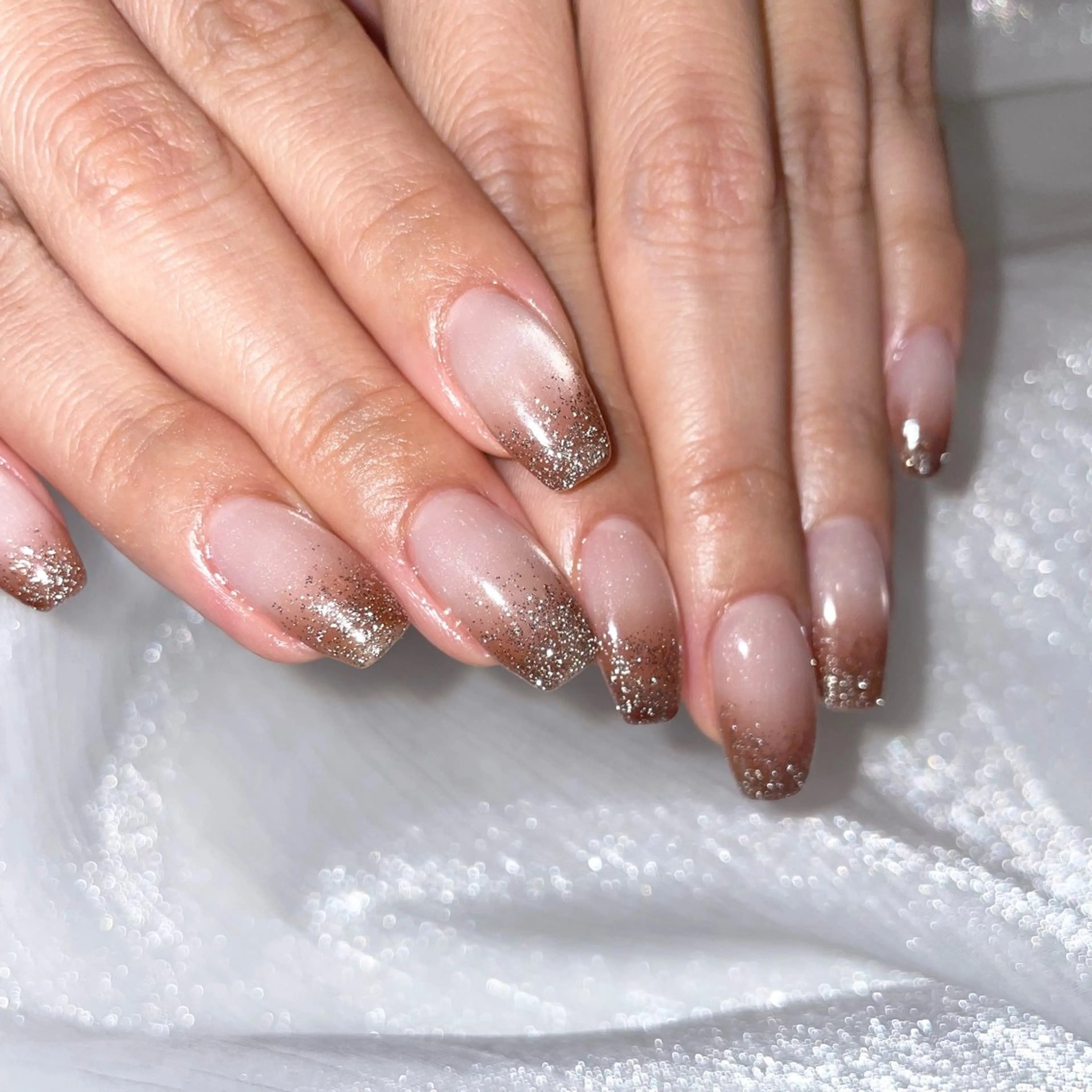 ネイル フラッシュネイル グラデーション ラメ(グリッター) ラメグラデーション マグネットネイル ハンドネイル ui nailのネイルデザイン