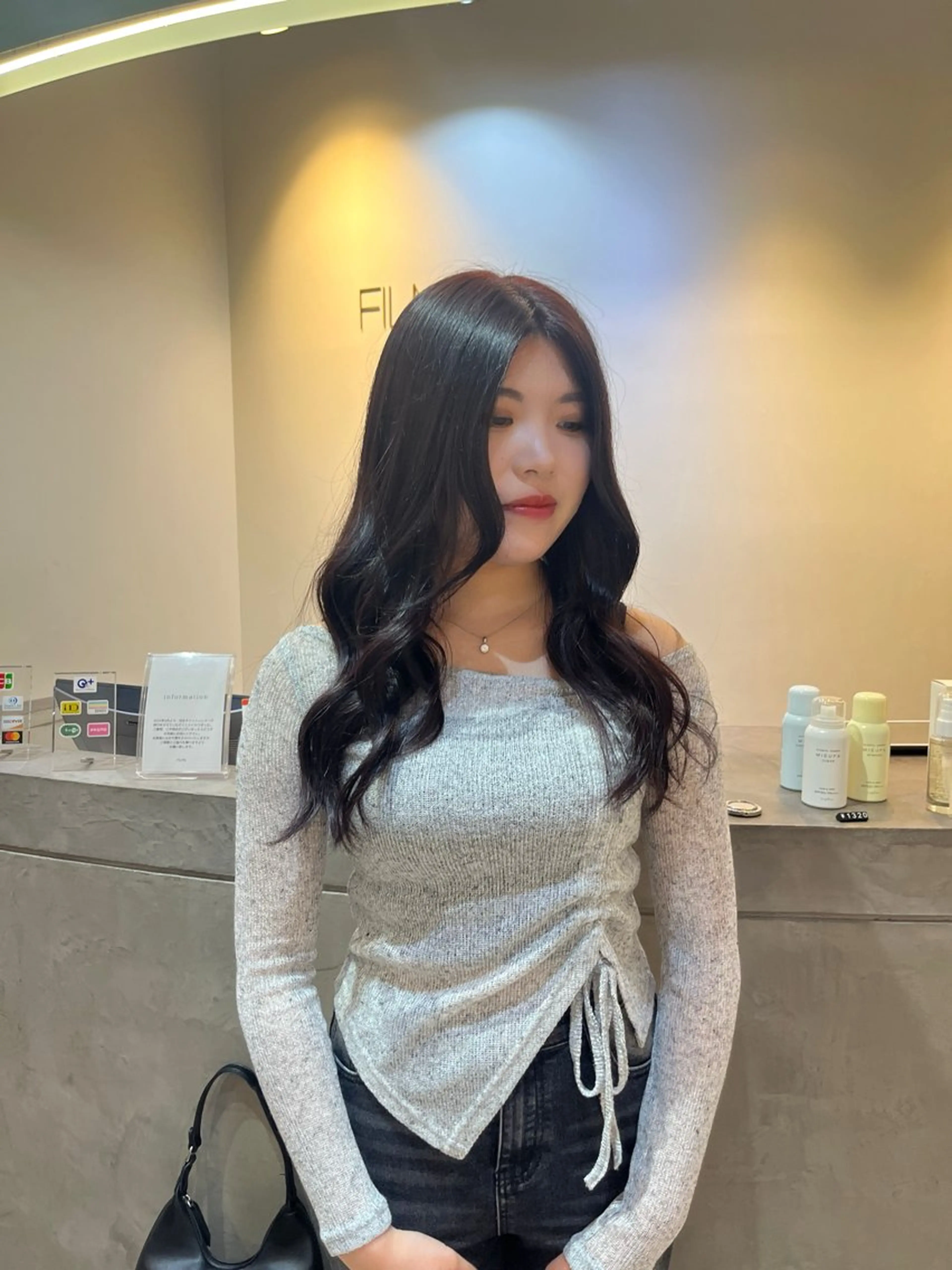 カラー morita yunaのヘアスタイル