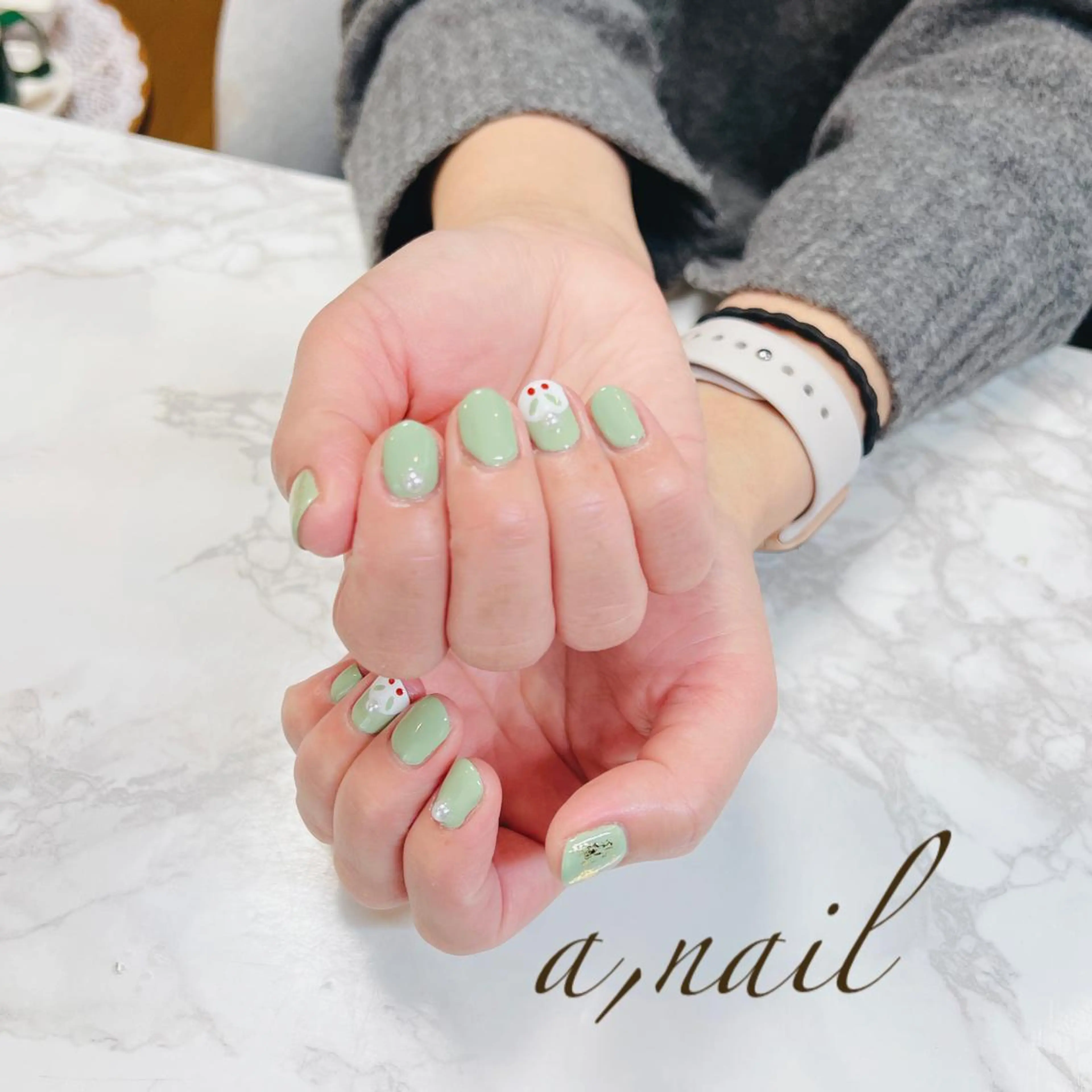 ネイル ジェルネイル グラデーション ワンカラーネイル シンプルネイル ハンドネイル ネイルサロン エーネイルのネイルデザイン