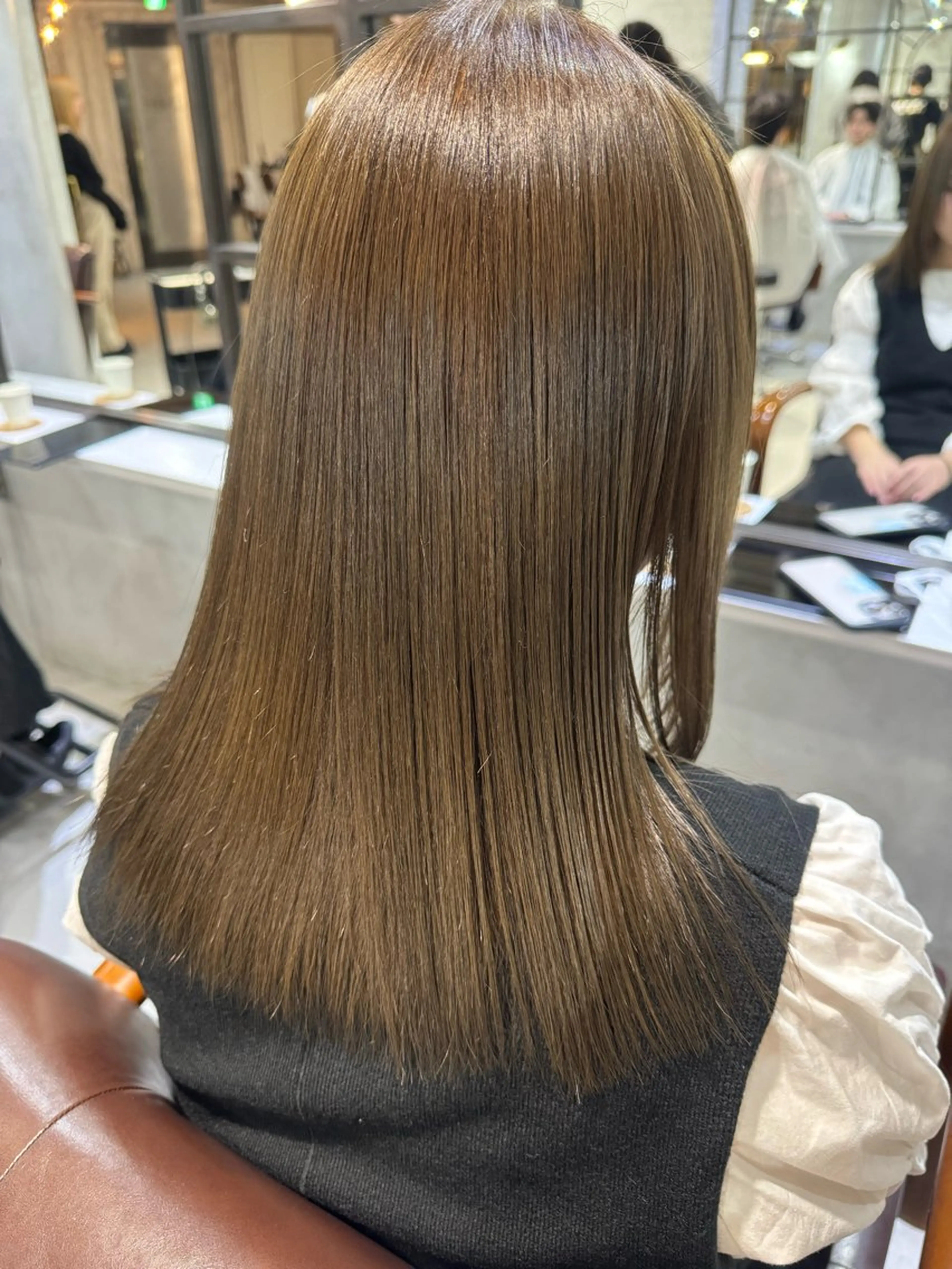 ミディアム カラー アクアカラー トリートメント 髪質改善/縮毛矯正/ 艶髪/春山良太のヘアスタイル