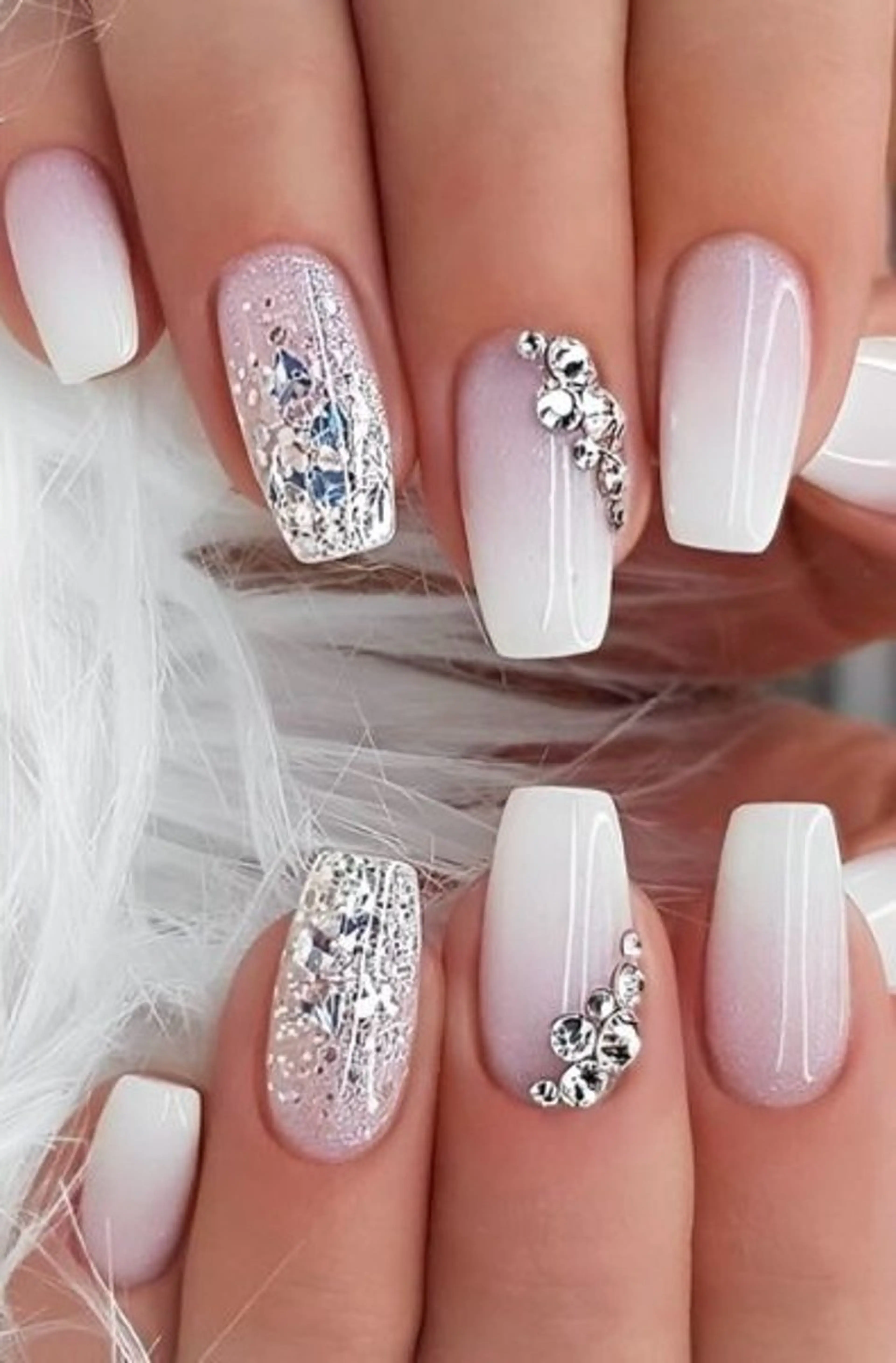 ネイル アートネイル 成人式 ジェルネイル ニュアンスネイル ネイルチップ Kora Nailのネイルデザイン