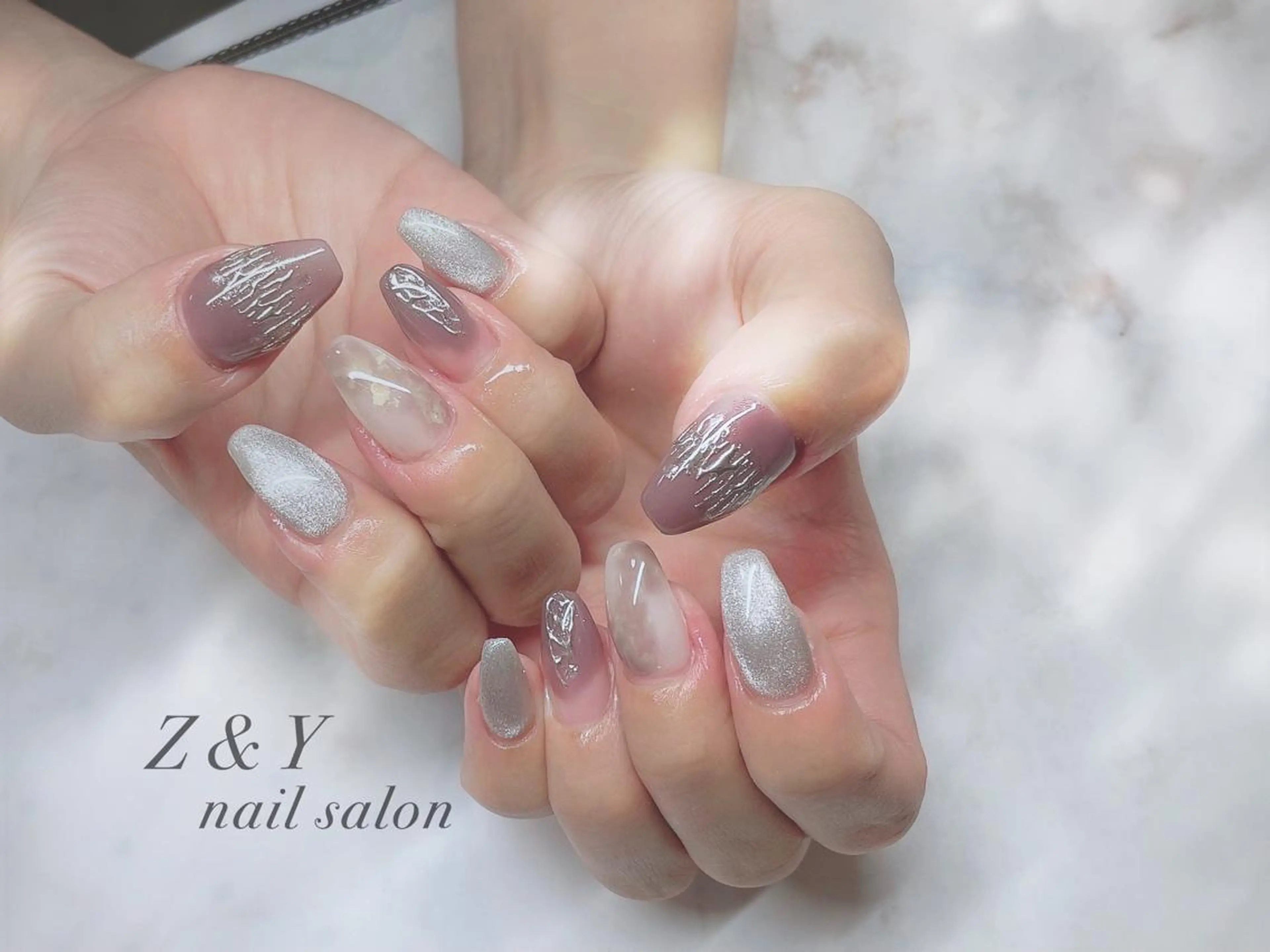 ネイル ﾌｨﾙｲﾝ専門ﾈｲﾙｻﾛﾝ彩 博多駅前店所属・ネイルサロン 彩 irodoriのネイルデザイン