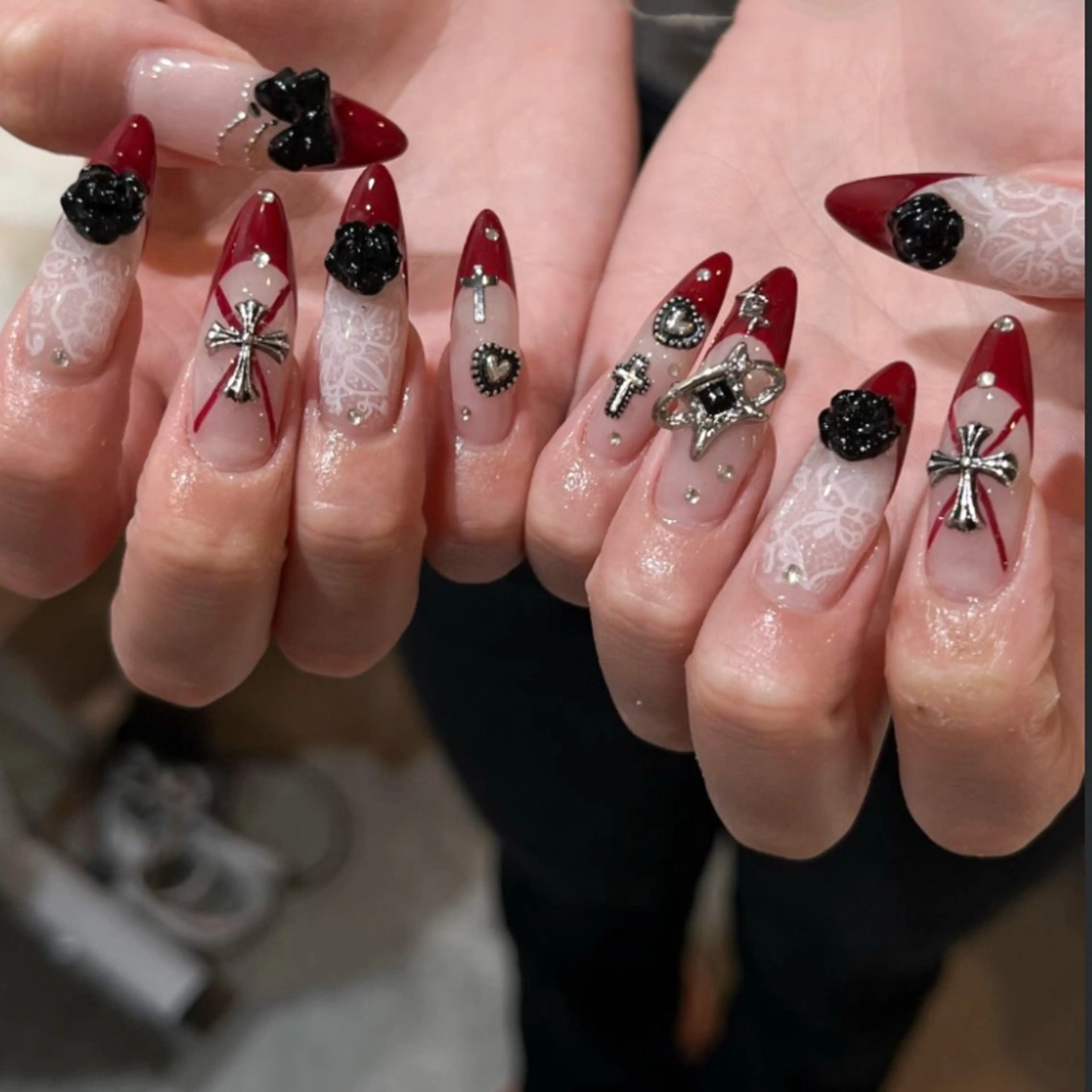 ネイル Bonnal所属・Manamǐ 個性派のネイルデザイン