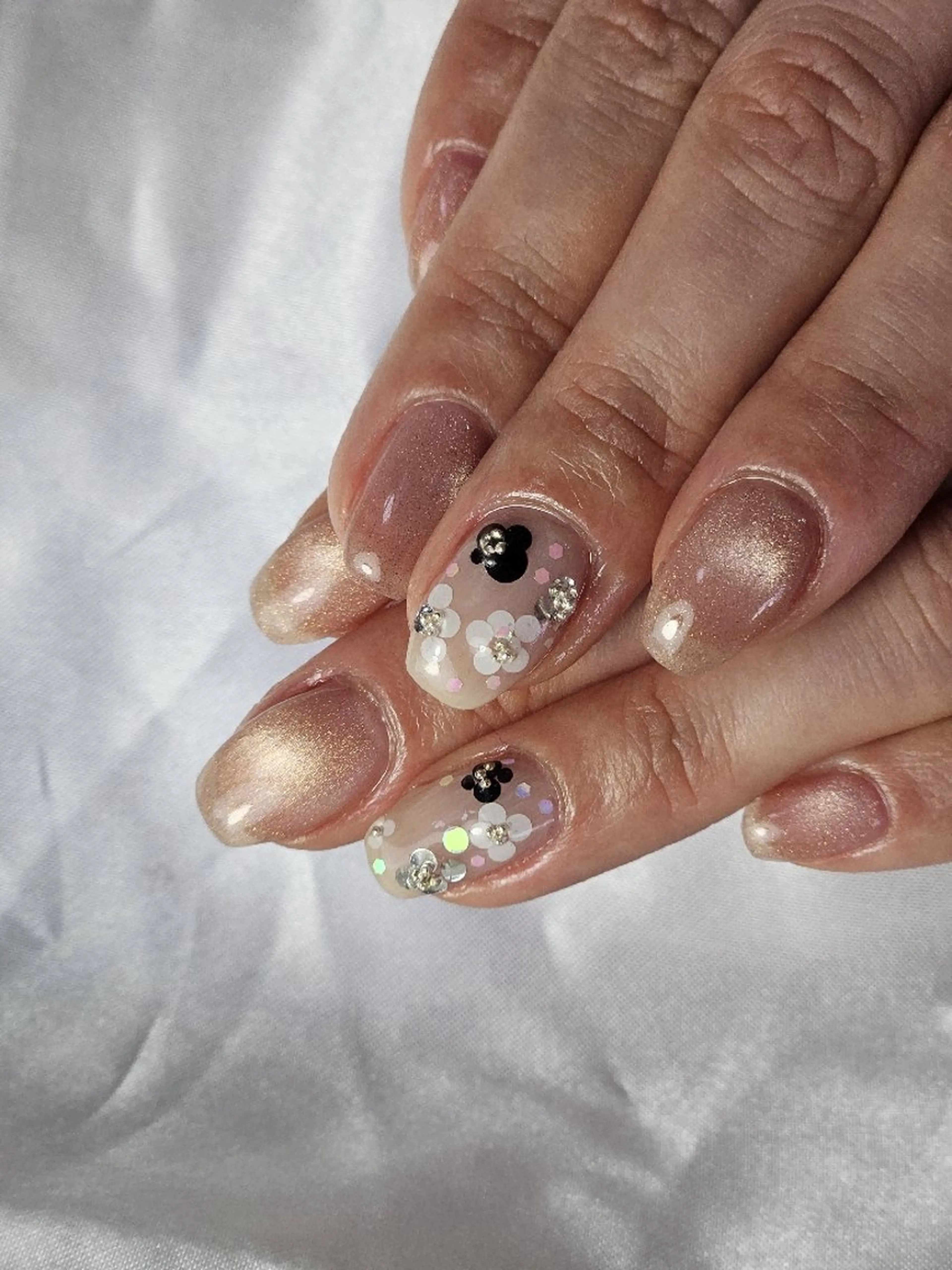 ネイル ハンドネイル Y. Reonaのネイルデザイン