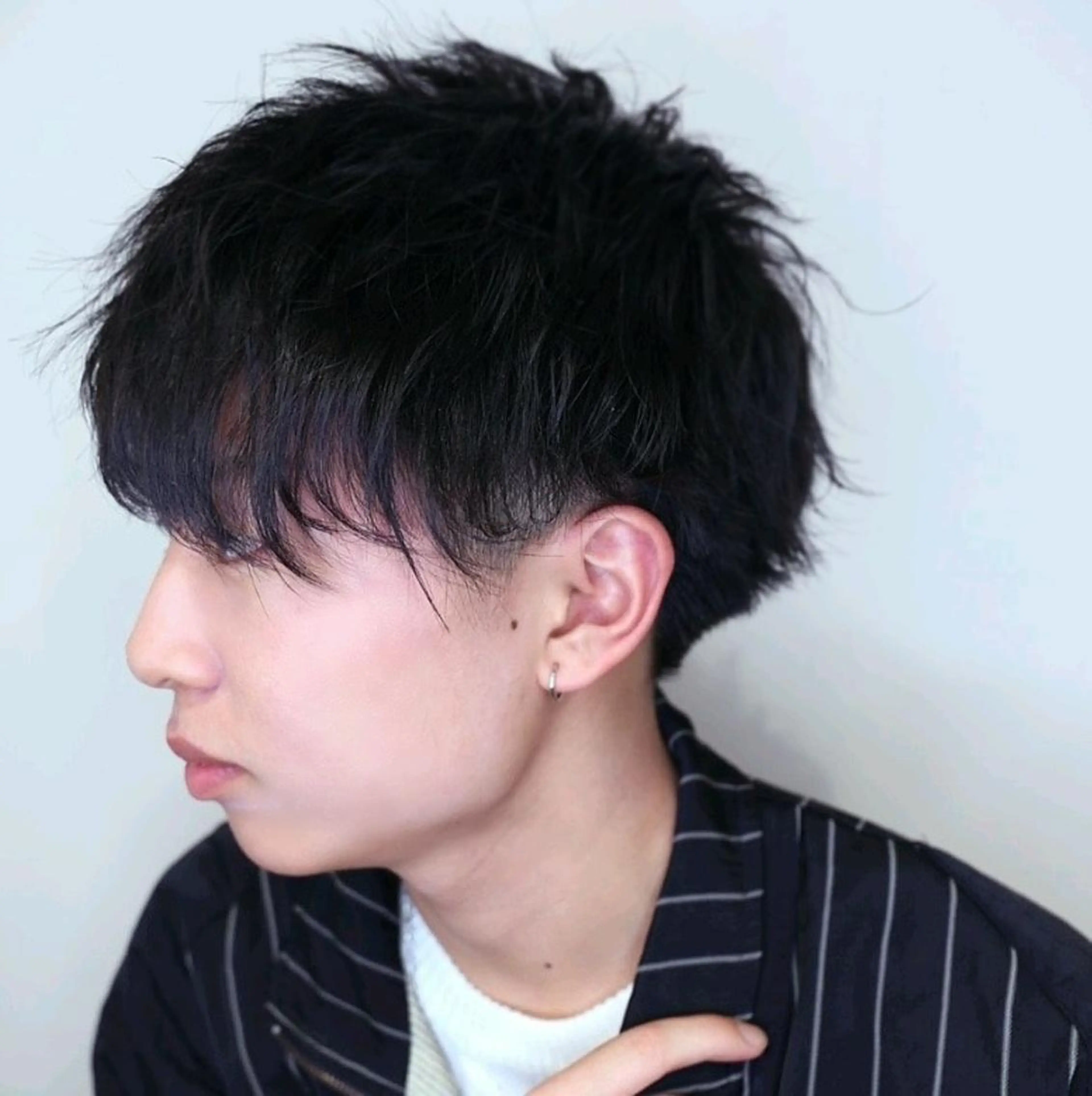 メンズ カット トリートメント ブリーチ/ヘアケア/ 艶髪/イギチハルのヘアスタイル