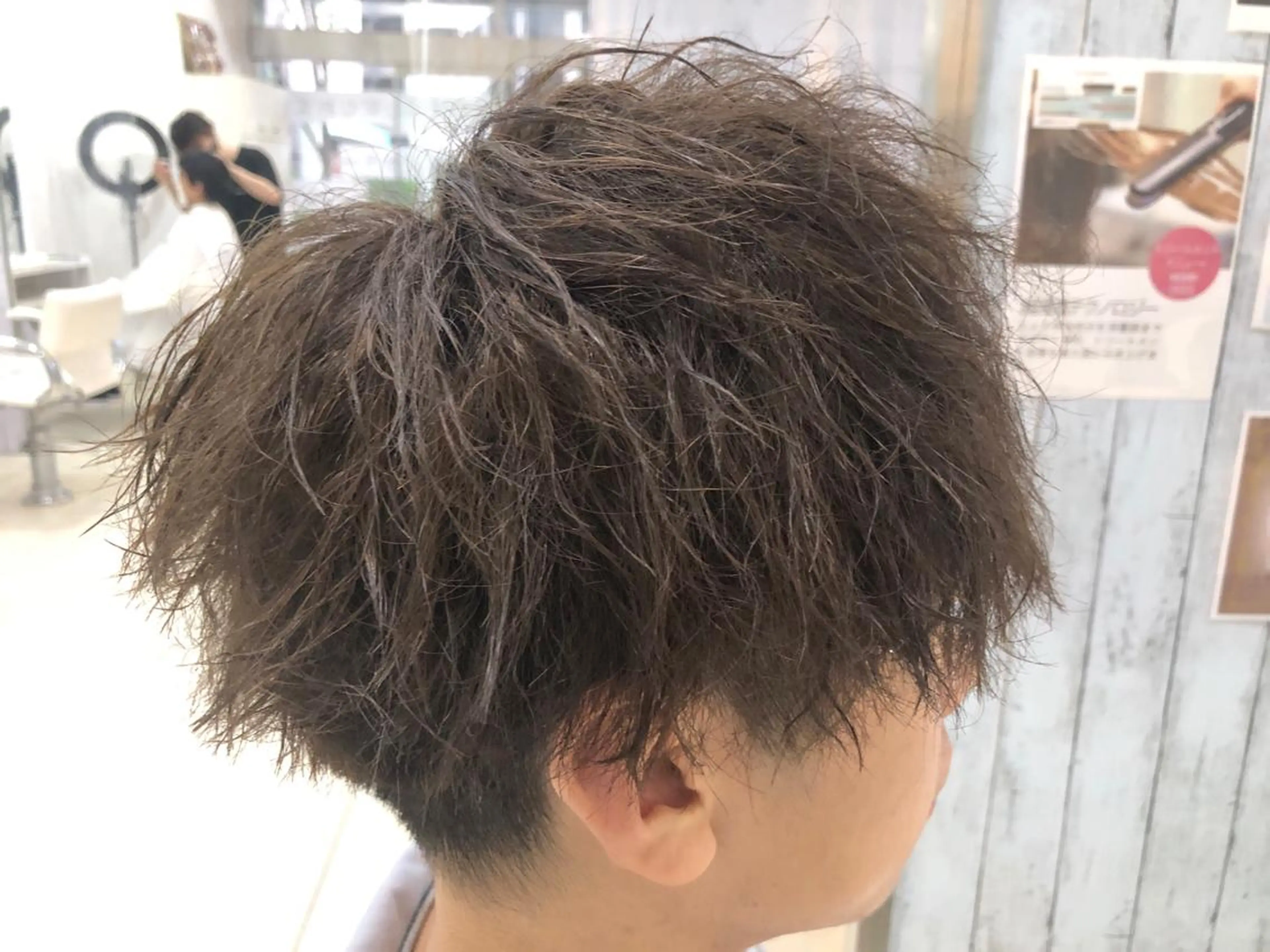 ショート パーマ メンズ マッシュ カット パーマ 韓国風メンズ/毛流れ ヘアなら須田龍世のヘアスタイル