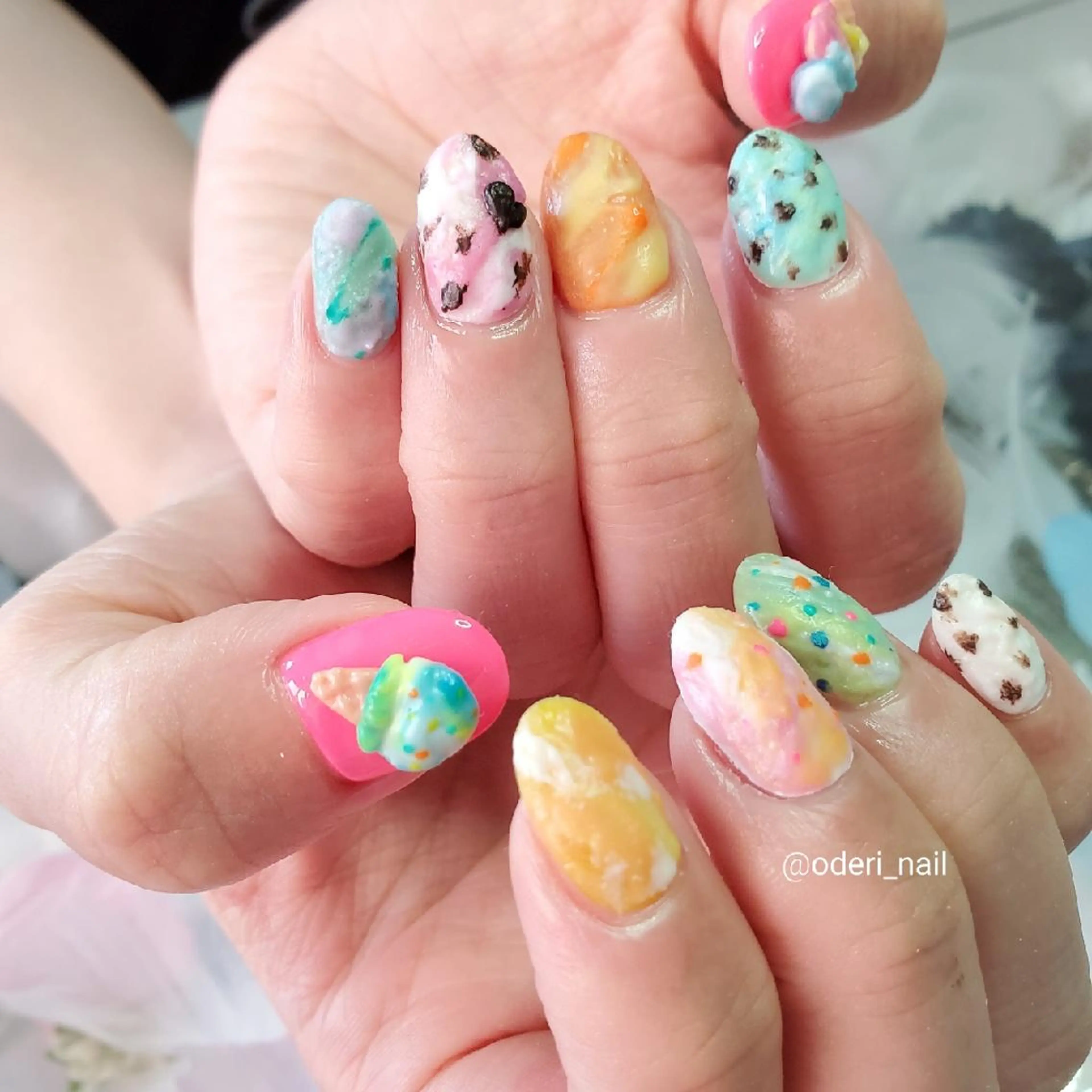 ネイル おで@ oderi_nailのネイルデザイン