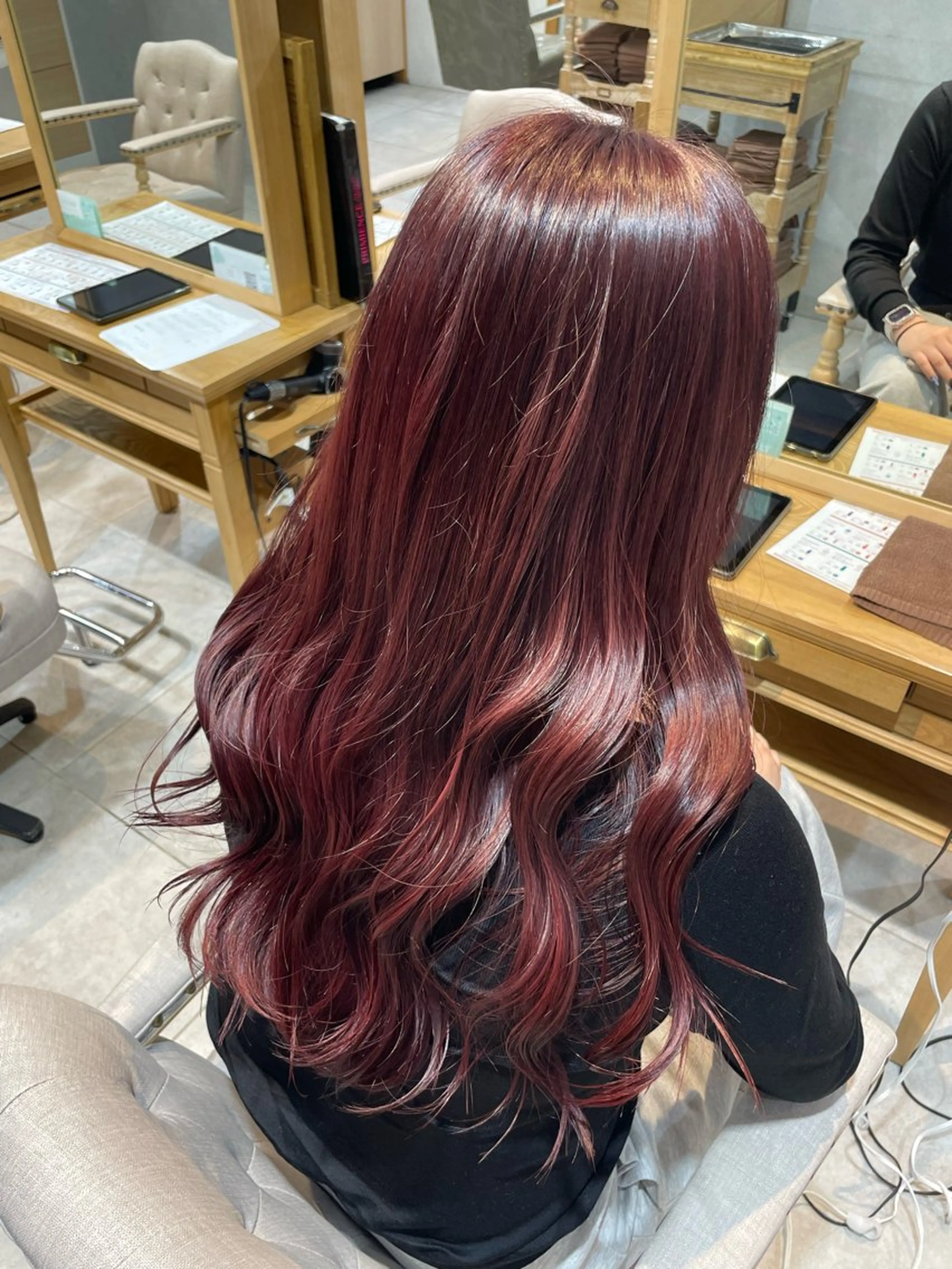 ロング カラー ブリーチ ブリーチなしカラー ヘアカラー 遠藤 星李のヘアスタイル