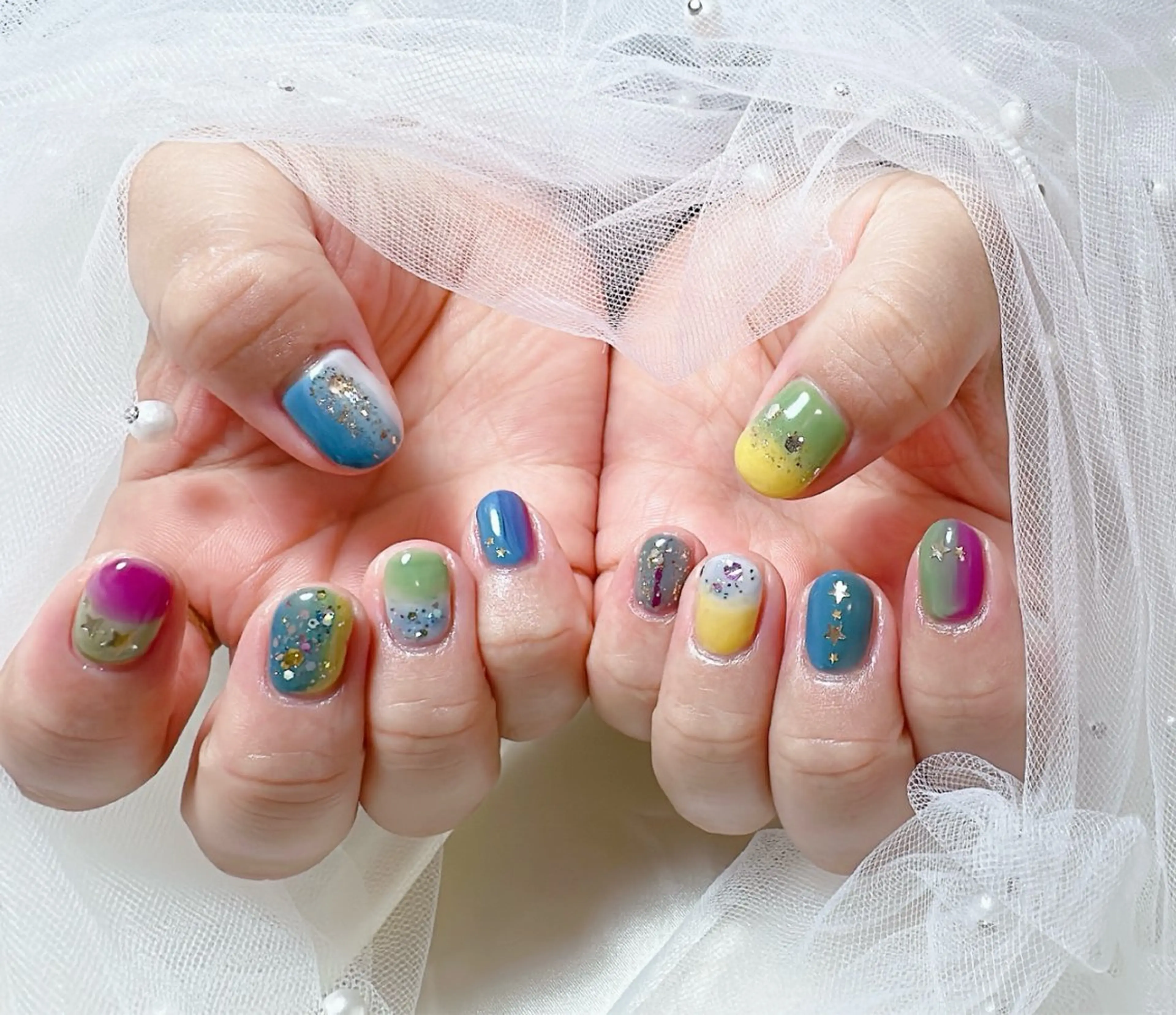 ネイル ハンドネイル ハンドケア 🦋 MiKi 🦋 ネイルサロンのネイルデザイン