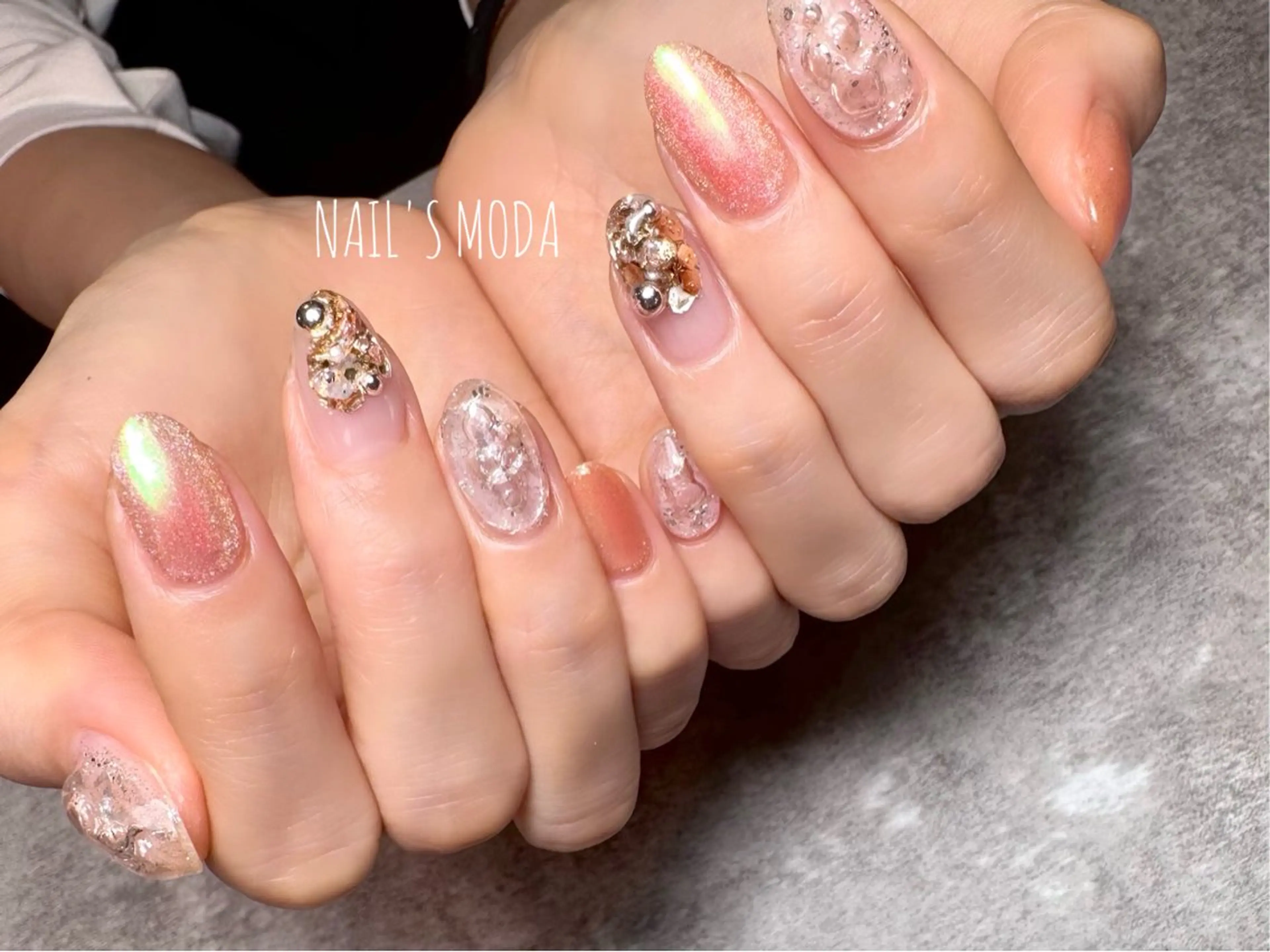 ネイル オーロラネイル マグネットネイル NAIL'S MODAのネイルデザイン