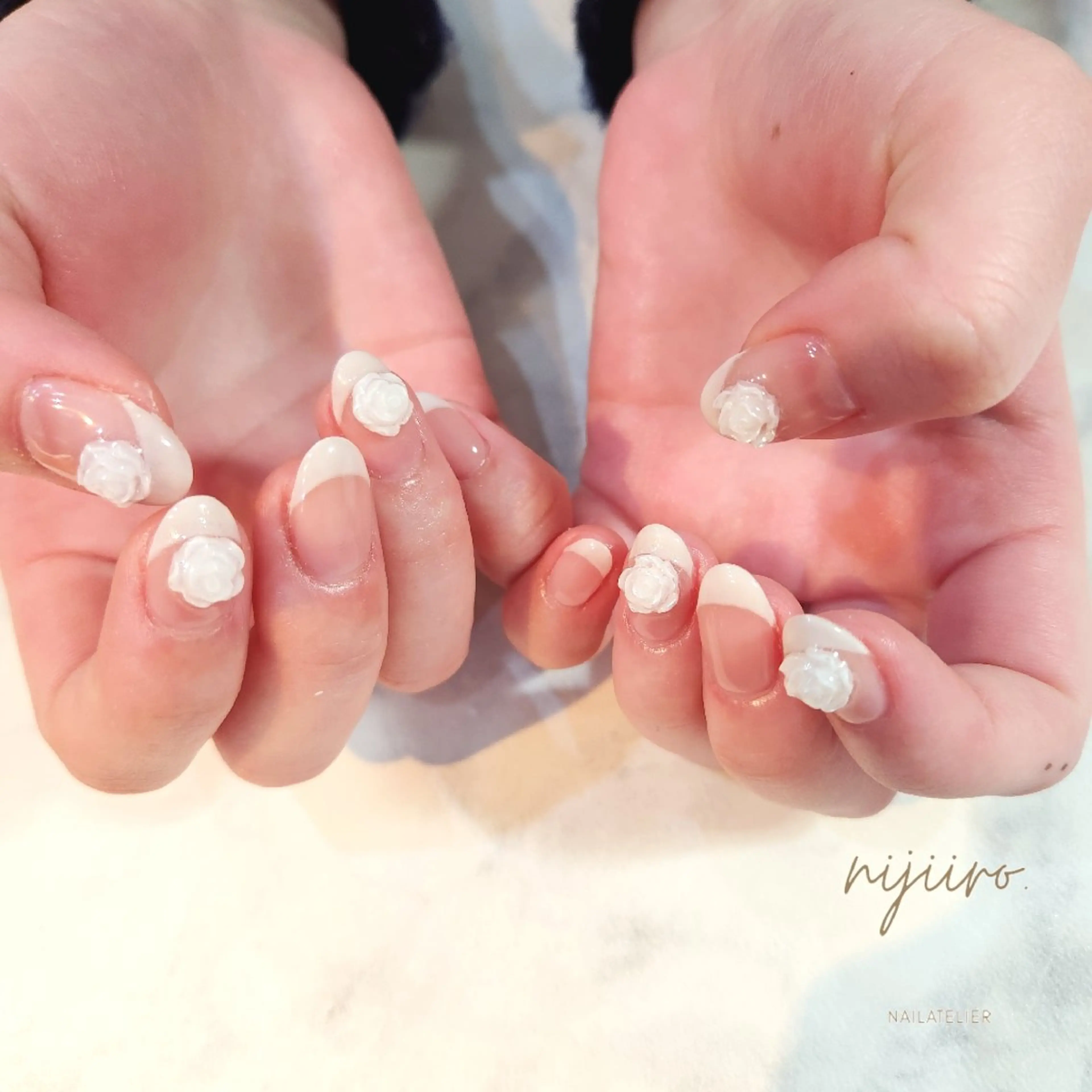 ネイル ハンドネイル nailatelier nijiiro.所属・nijiiro🌈 サトウのネイルデザイン