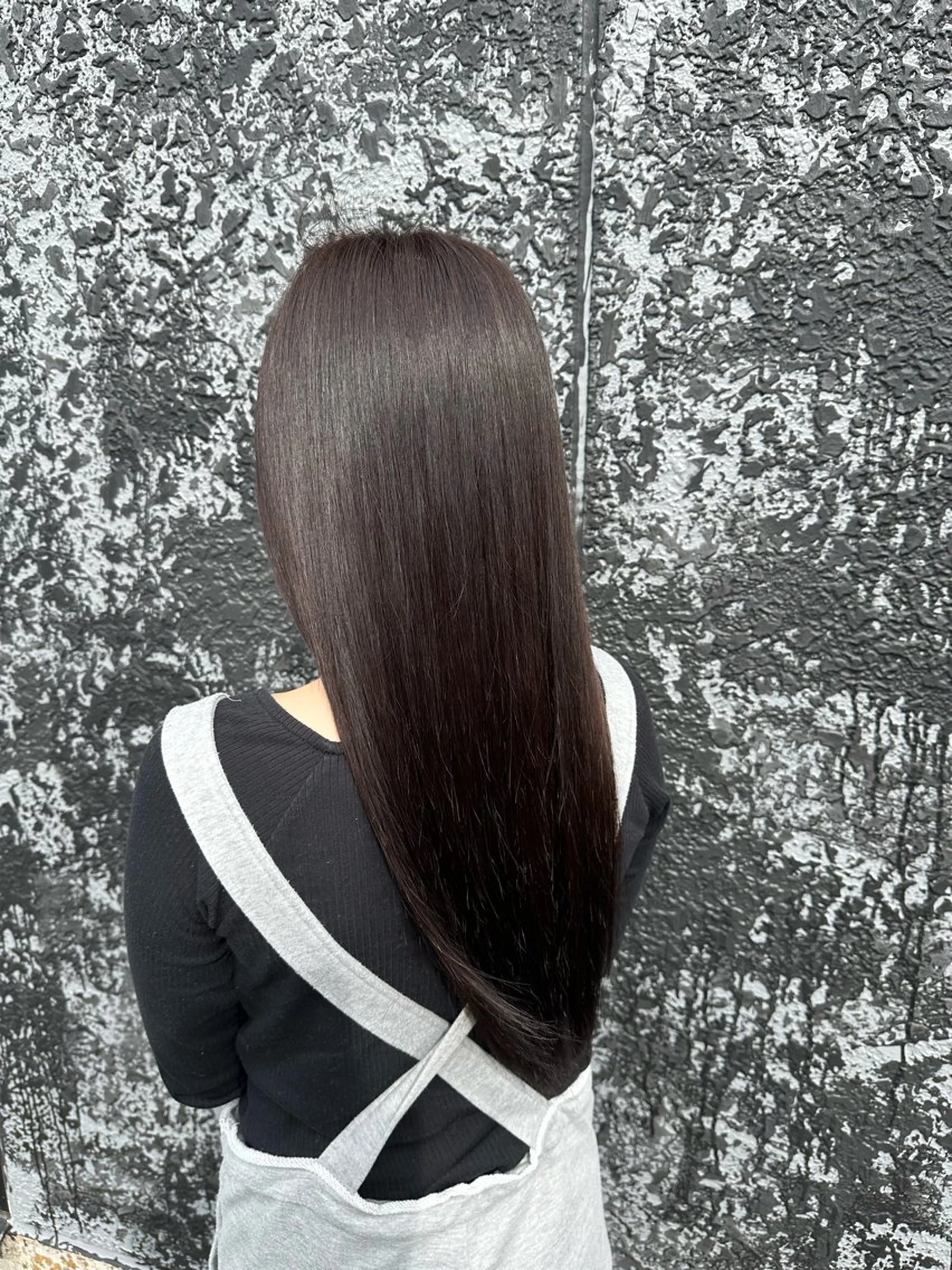 ロング 手塚 菜々美のヘアスタイル