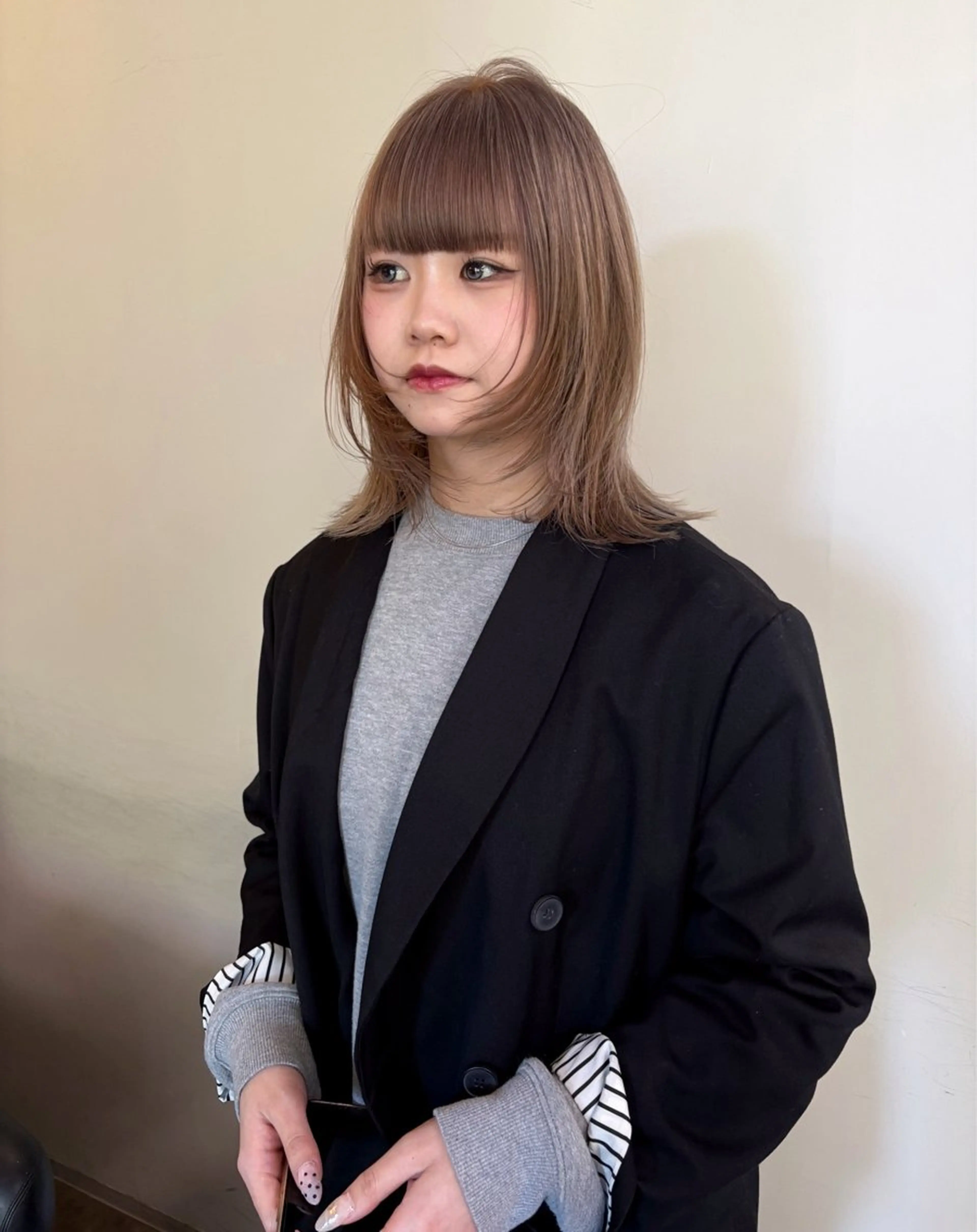 カラー ヘアカラー ハイトーン レイヤー🎀meiのヘアスタイル