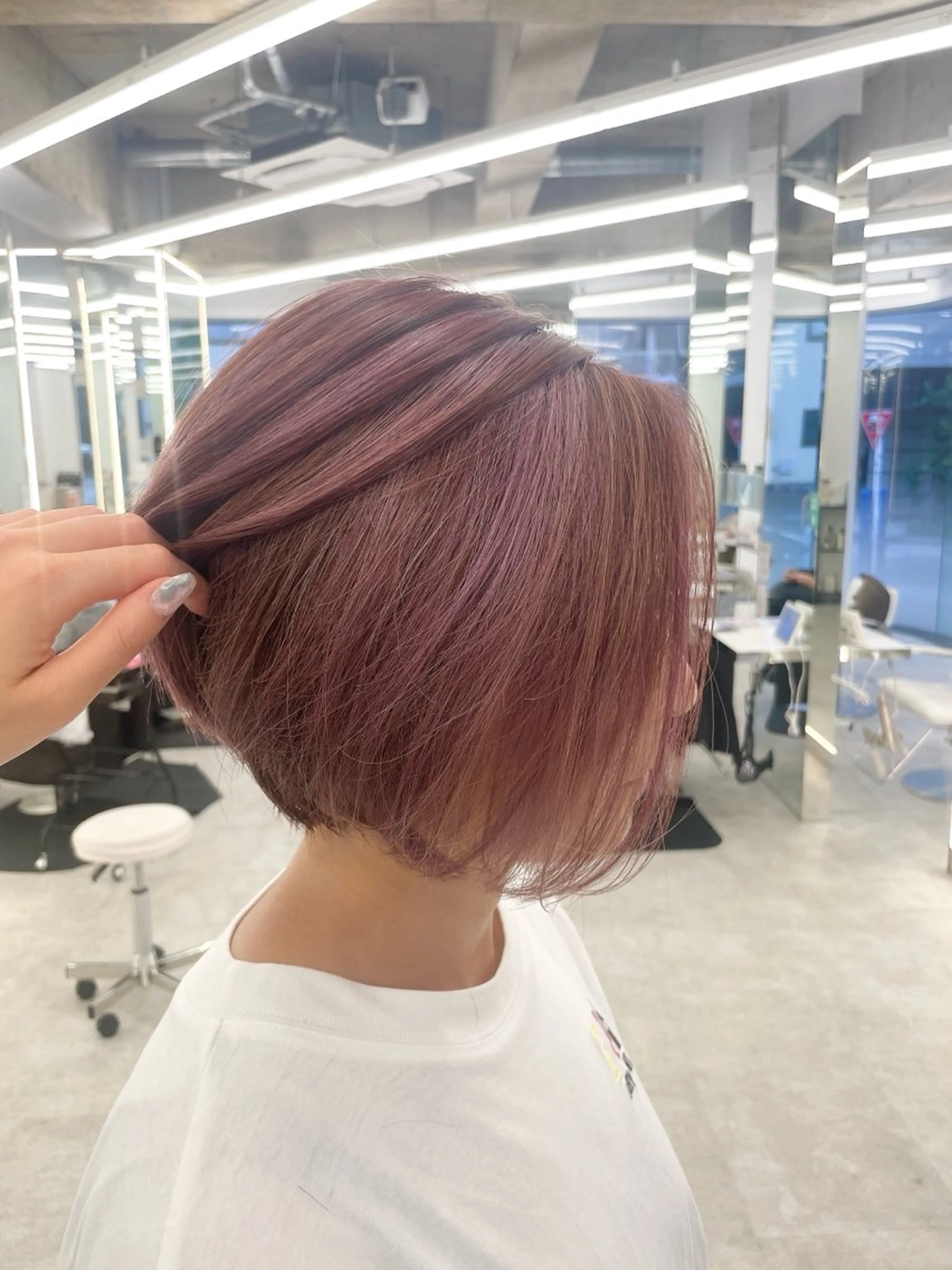 ショート カラー ヘアカラー トリートメント 【Sweep】おじま のぞみのヘアスタイル
