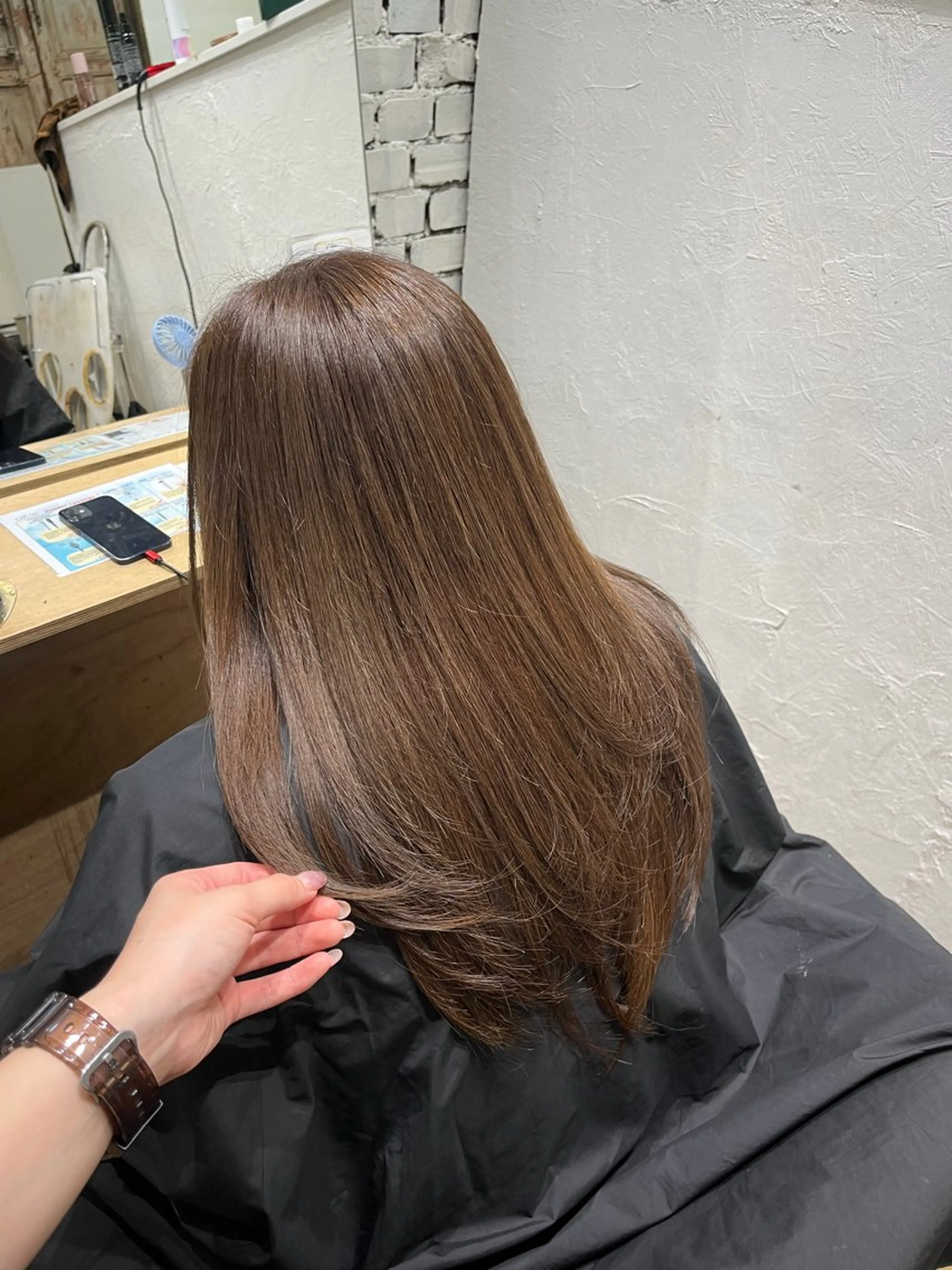 ロング カラー 透明感カラー ハイライトカラー ハイライト R i nのヘアスタイル