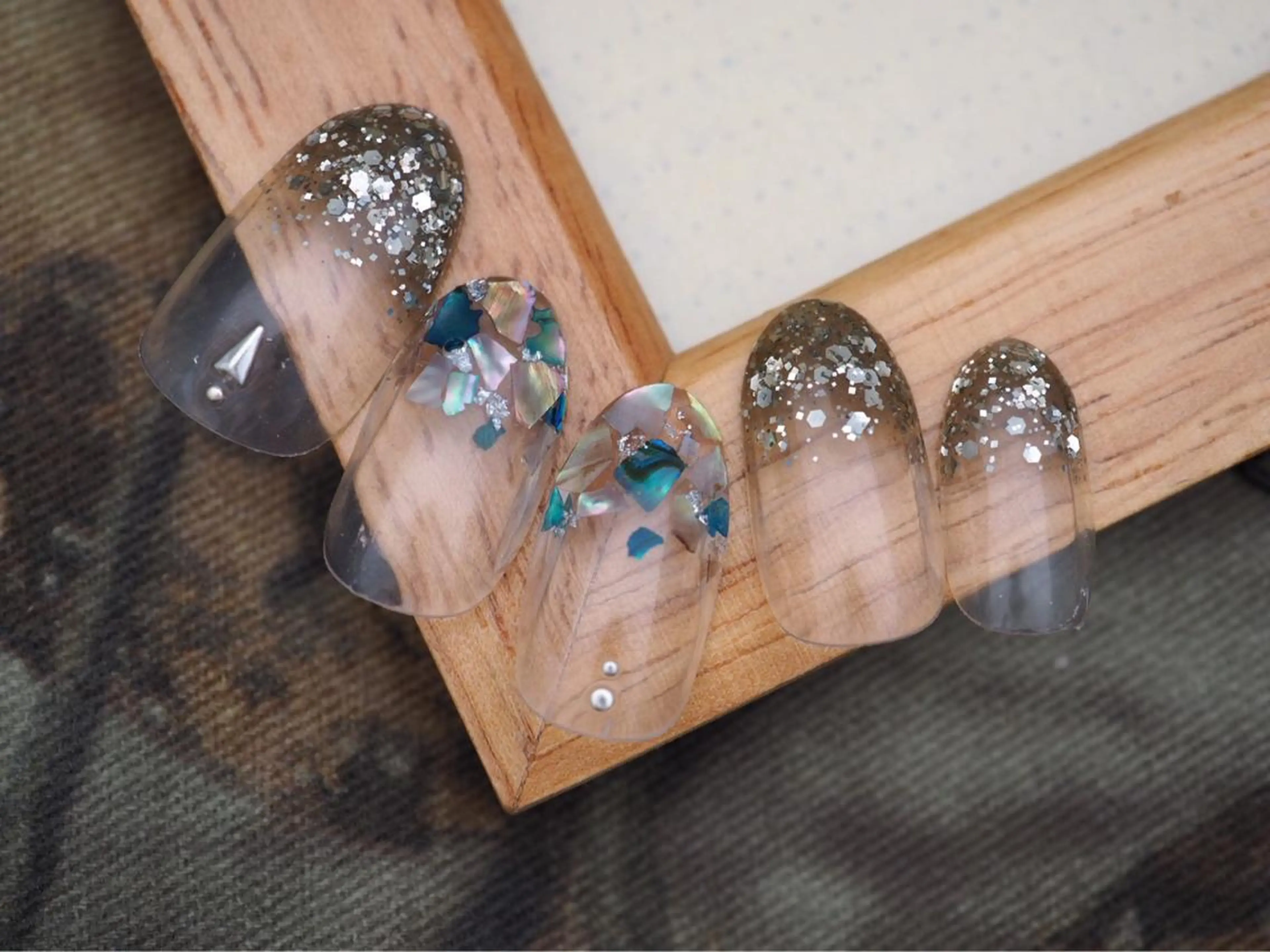 ネイル トップネイリスト Ribbon立川店のネイルデザイン