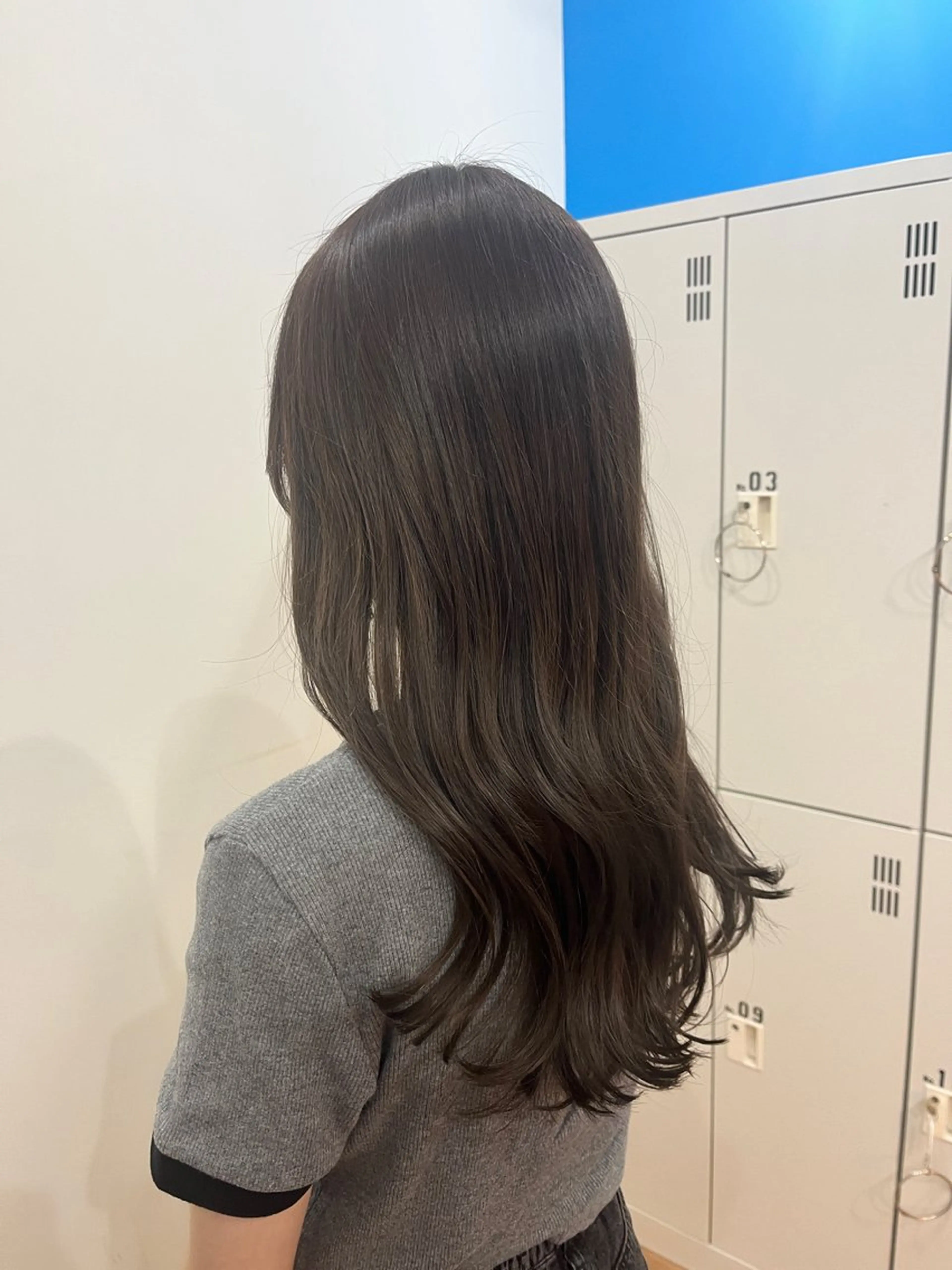 ロング ヘアカラー FENICE on the beach所属・タニ ヒナタのヘアスタイル