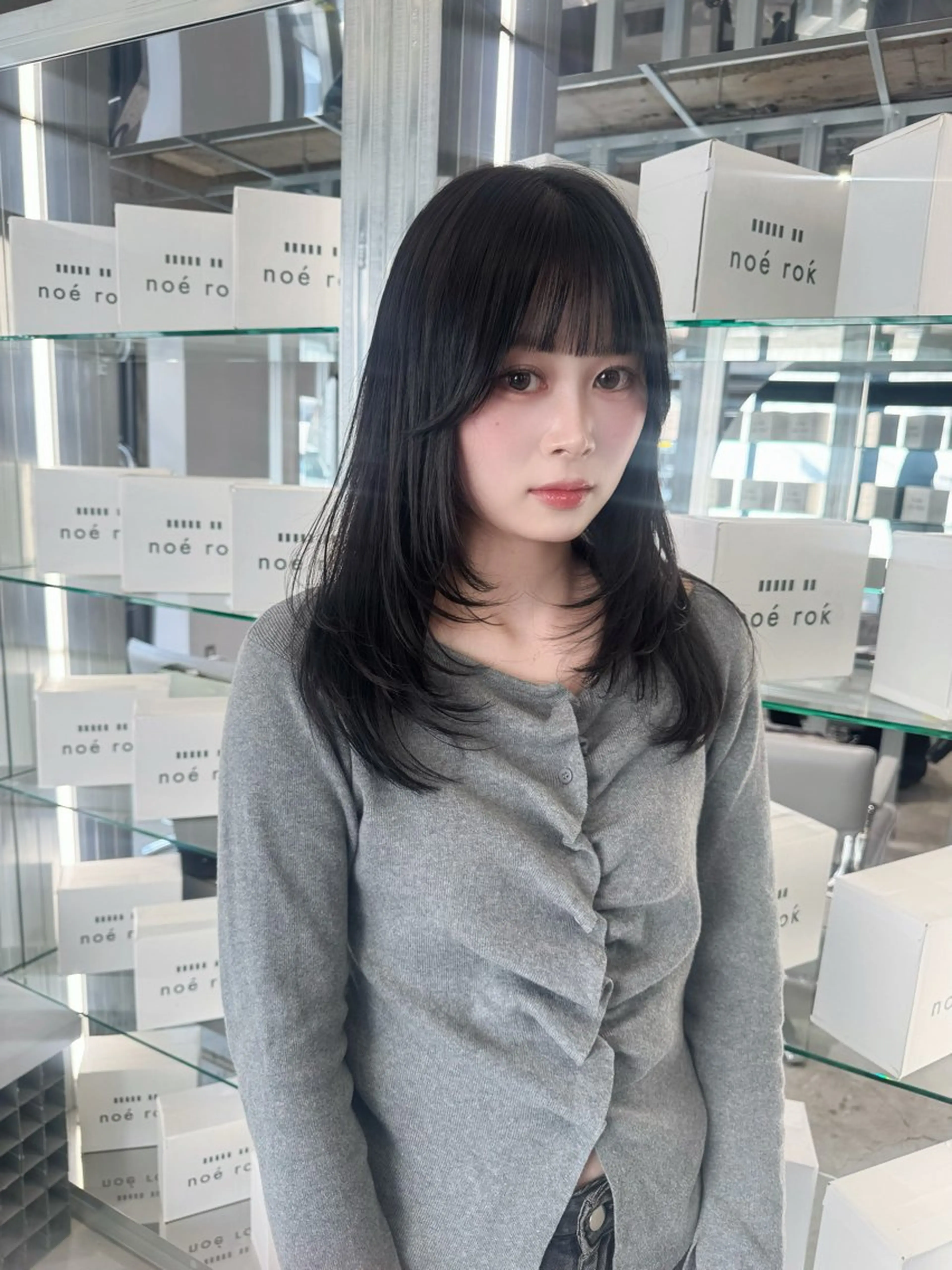 セミロング 大場 菜月のヘアスタイル