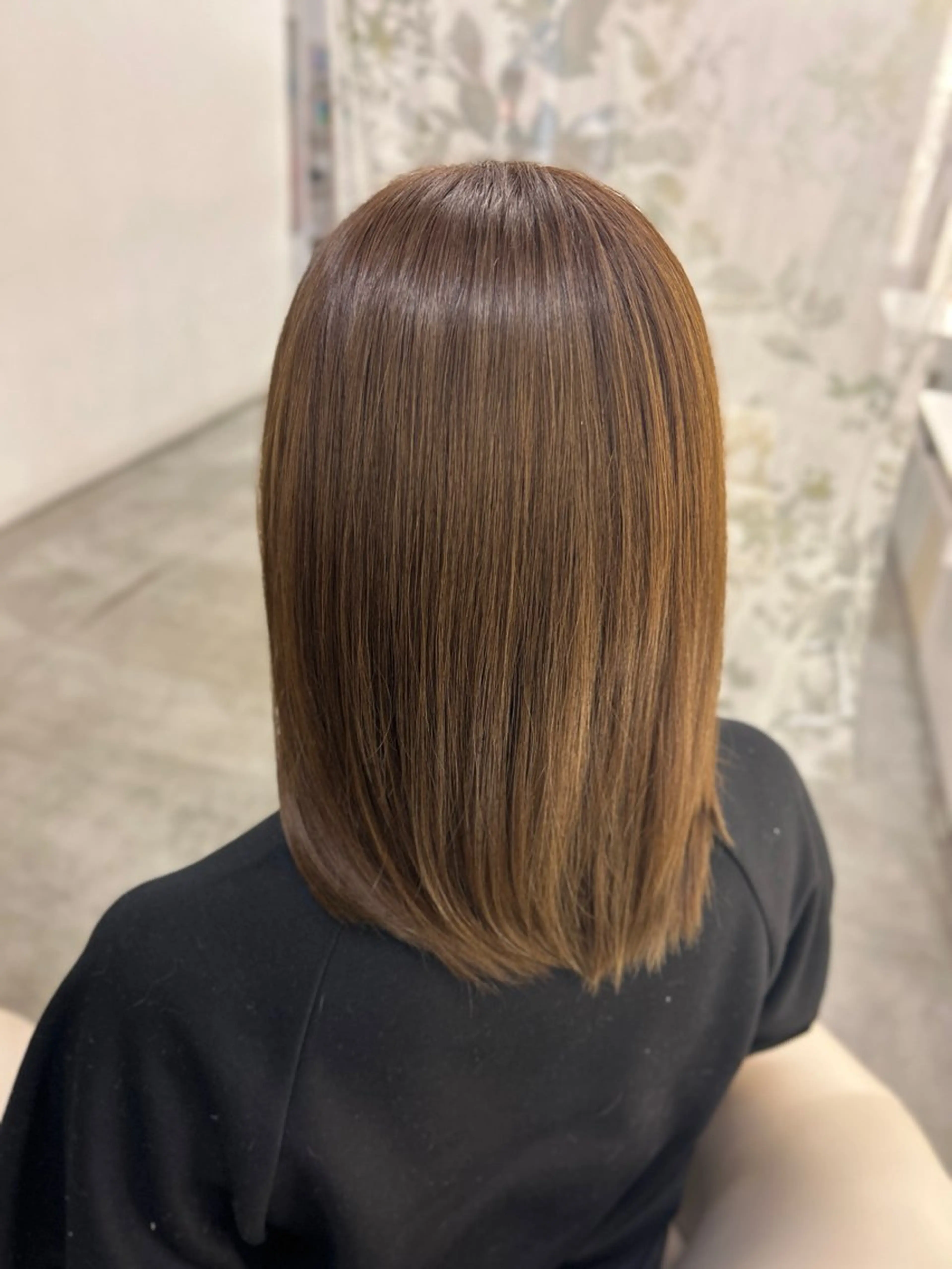 カラー 可信 麗菜のヘアスタイル