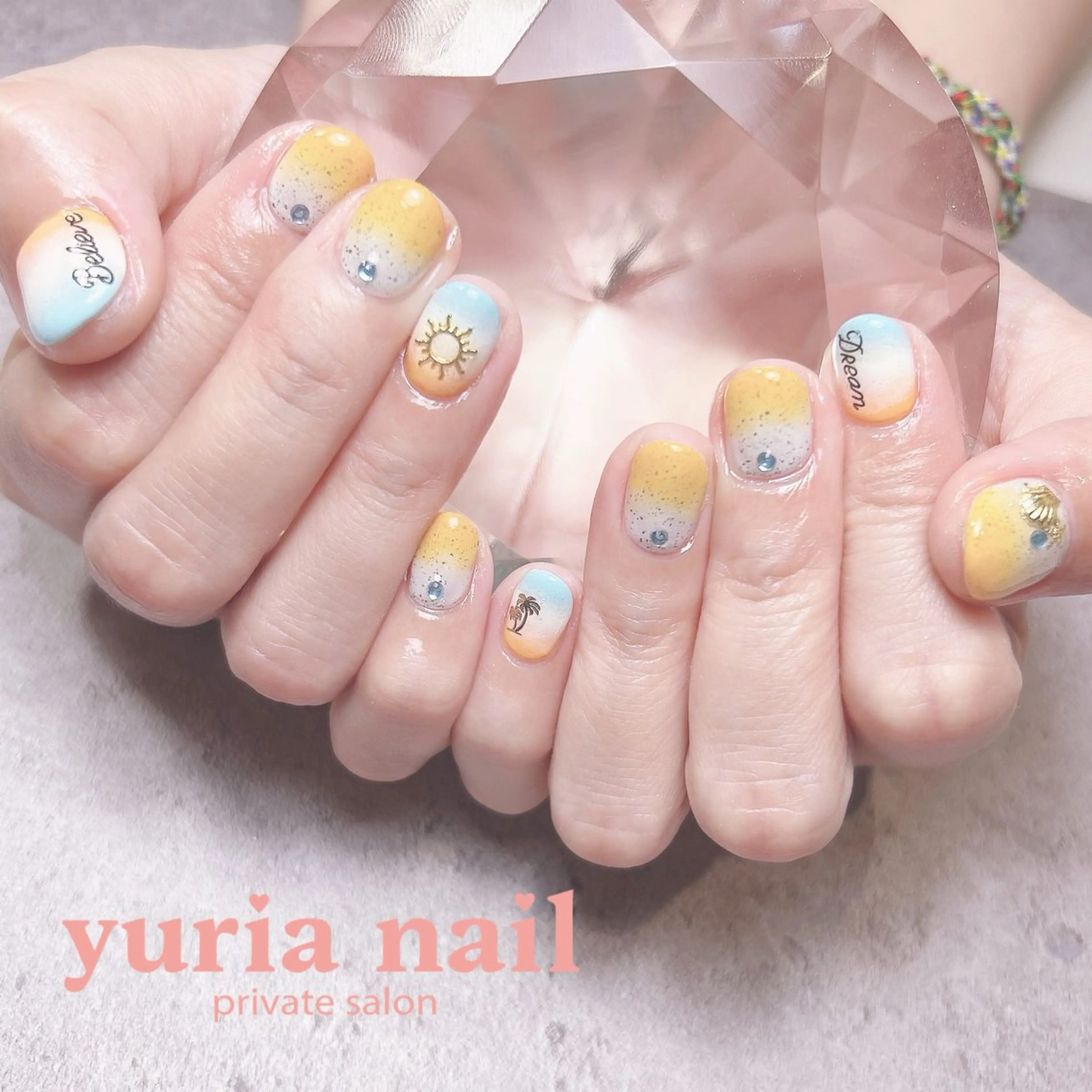 ネイル アートネイル ブルー ジェルネイル グラデーション オレンジ ハンドネイル 小林 ゆりあのネイルデザイン