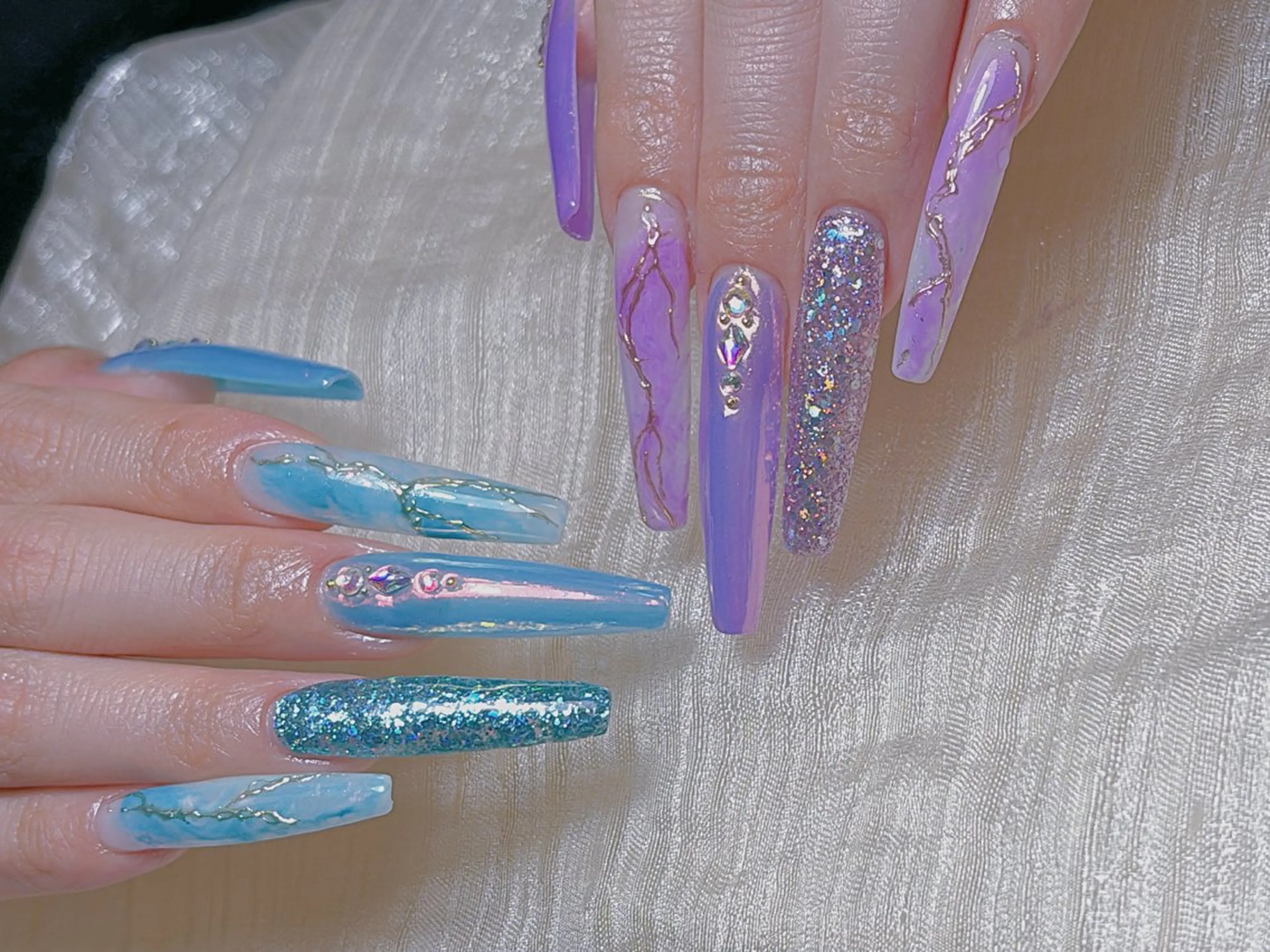 ネイル ハンドネイル ネイルサロンエクラ 🫧Shizukaのネイルデザイン