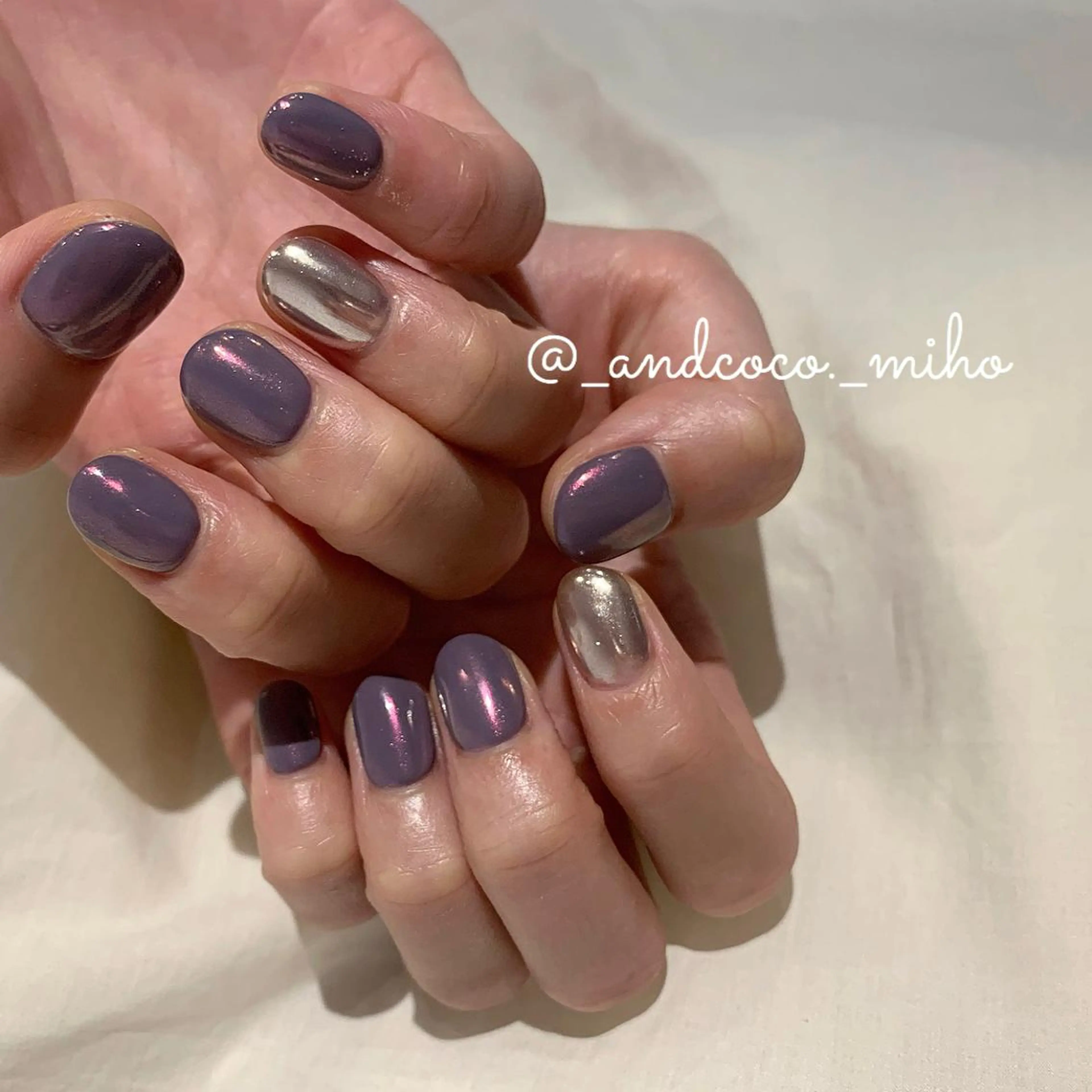 ネイル オーロラネイル ミラーネイル フットネイル I'm Me.所属・Nailist〻 mihoのネイルデザイン