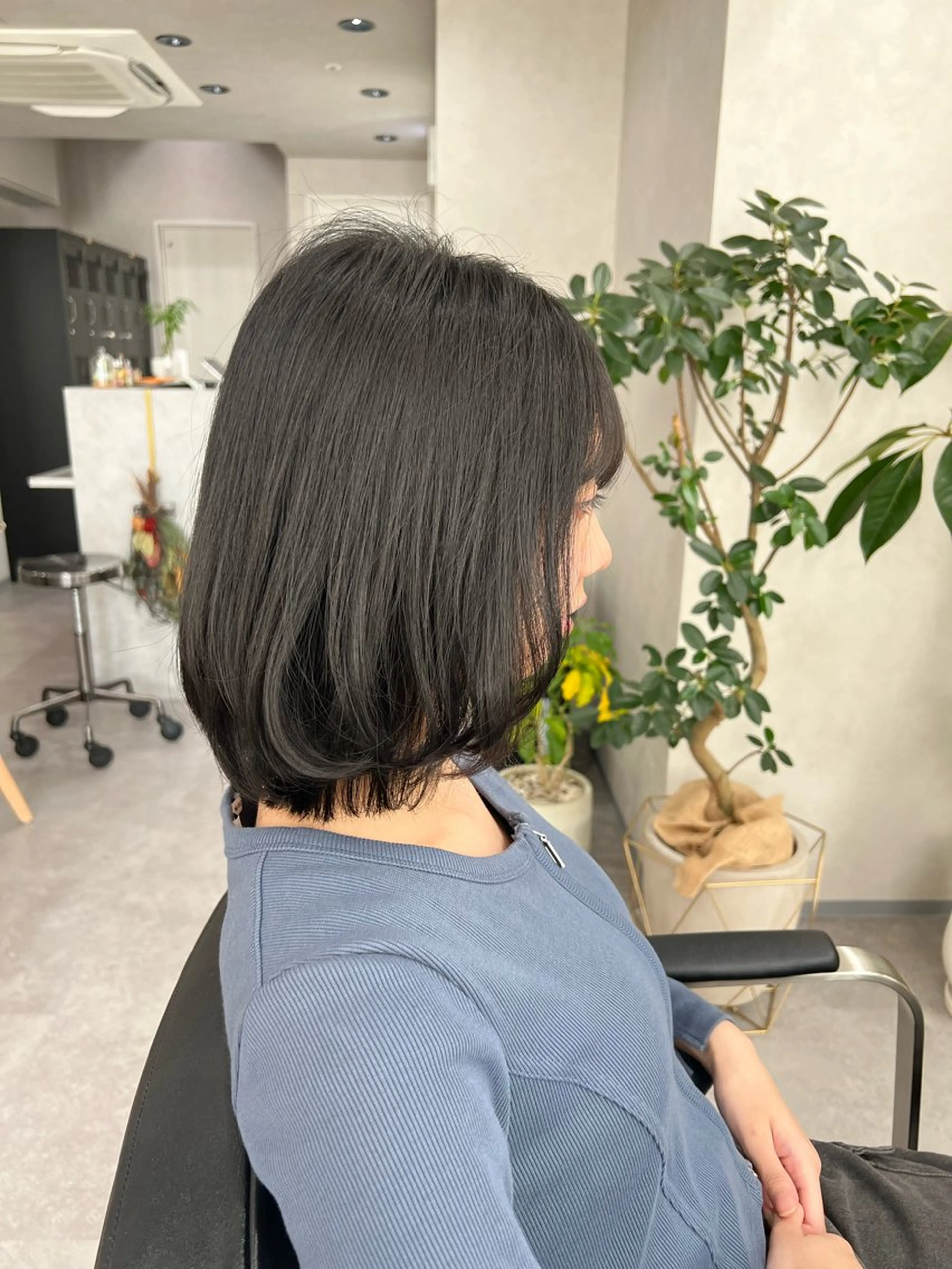ミディアム レイヤーカット 小顔カット カット 艶ボブ🤎暖色カラー 縮毛矯正/メンズ💈のヘアスタイル