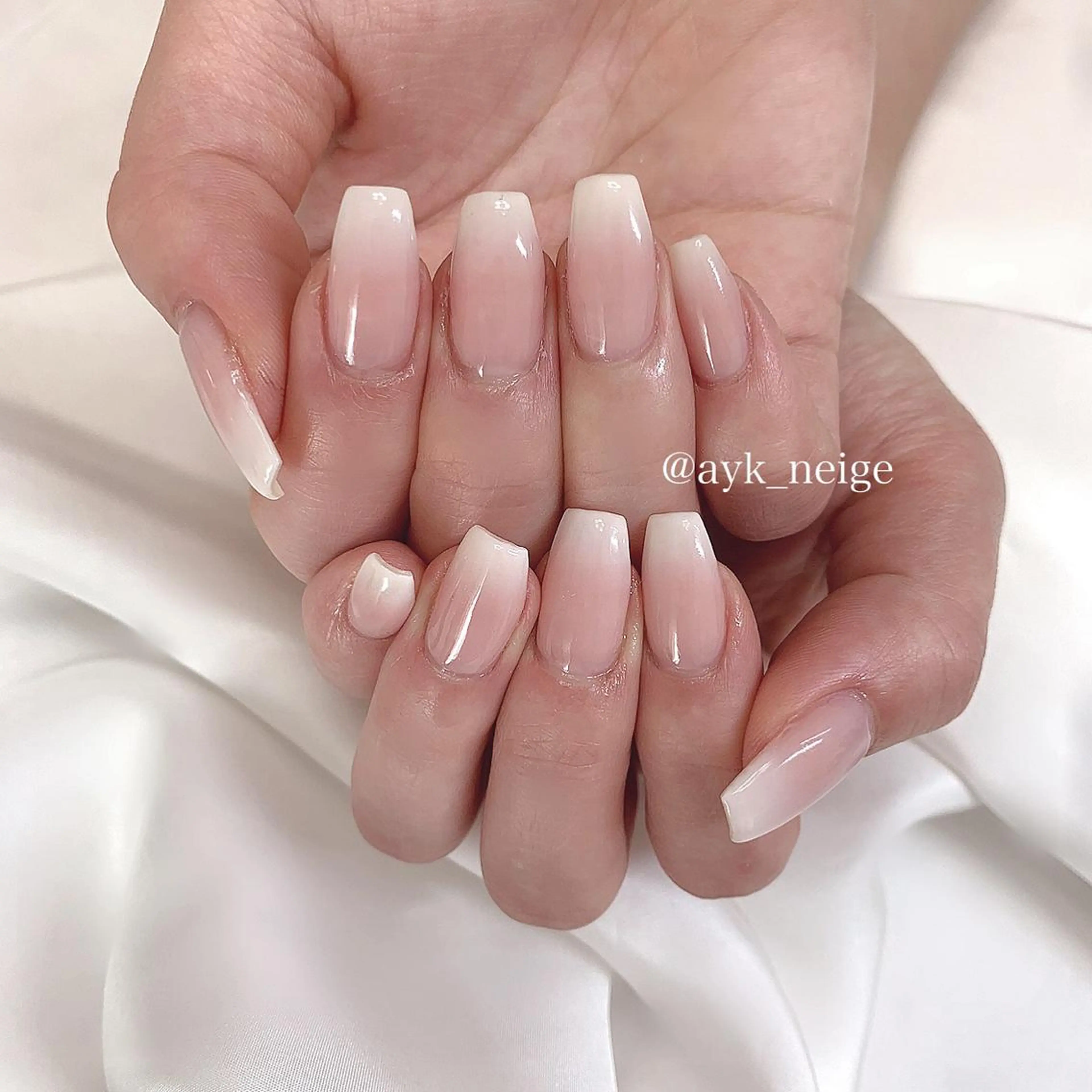 ネイル フレンチネイル ハート 韓国ネイル 春ネイル n'eige nail所属・大谷 綾香のネイルデザイン