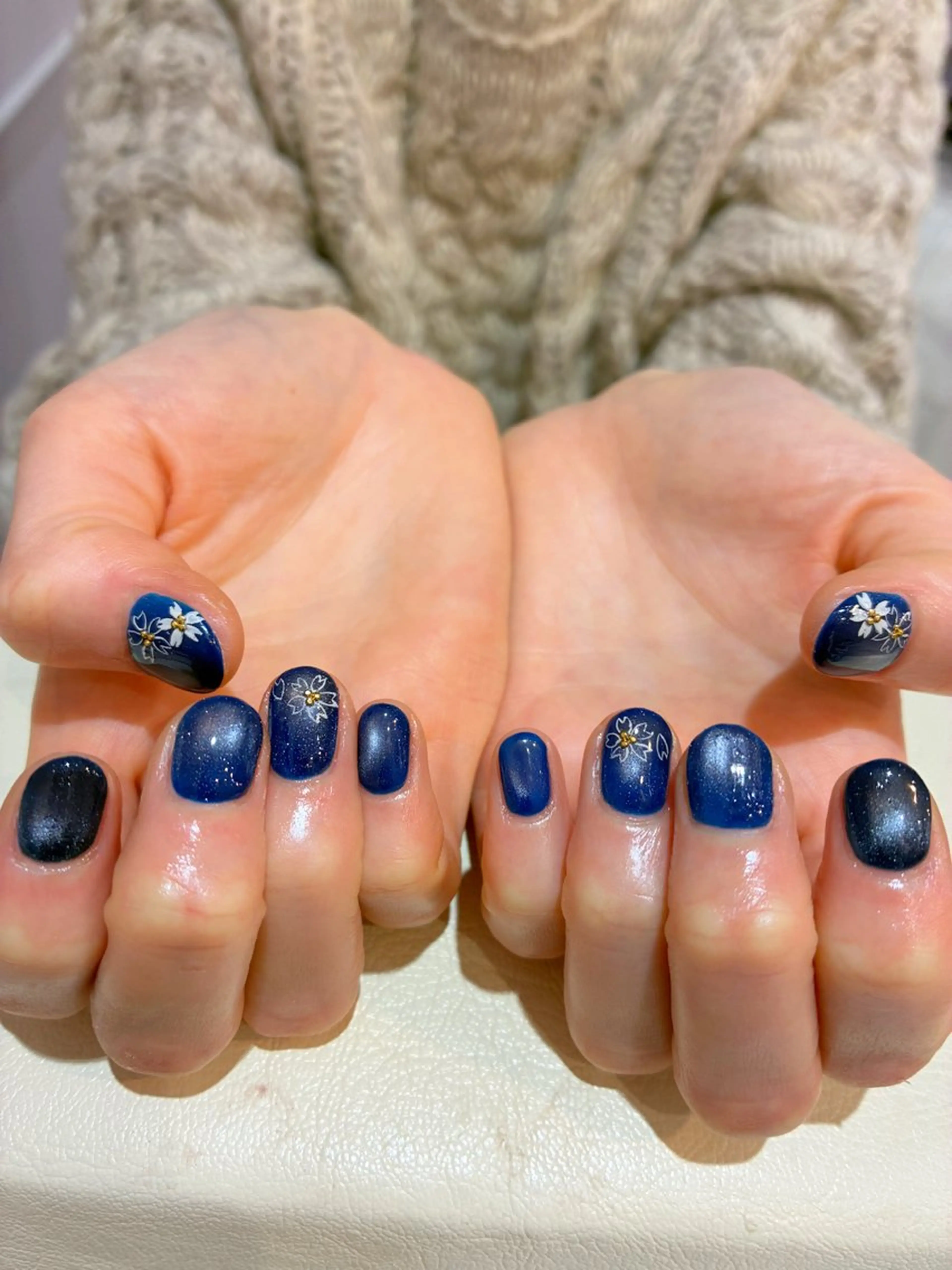 ネイル Nest 岩崎のネイルデザイン