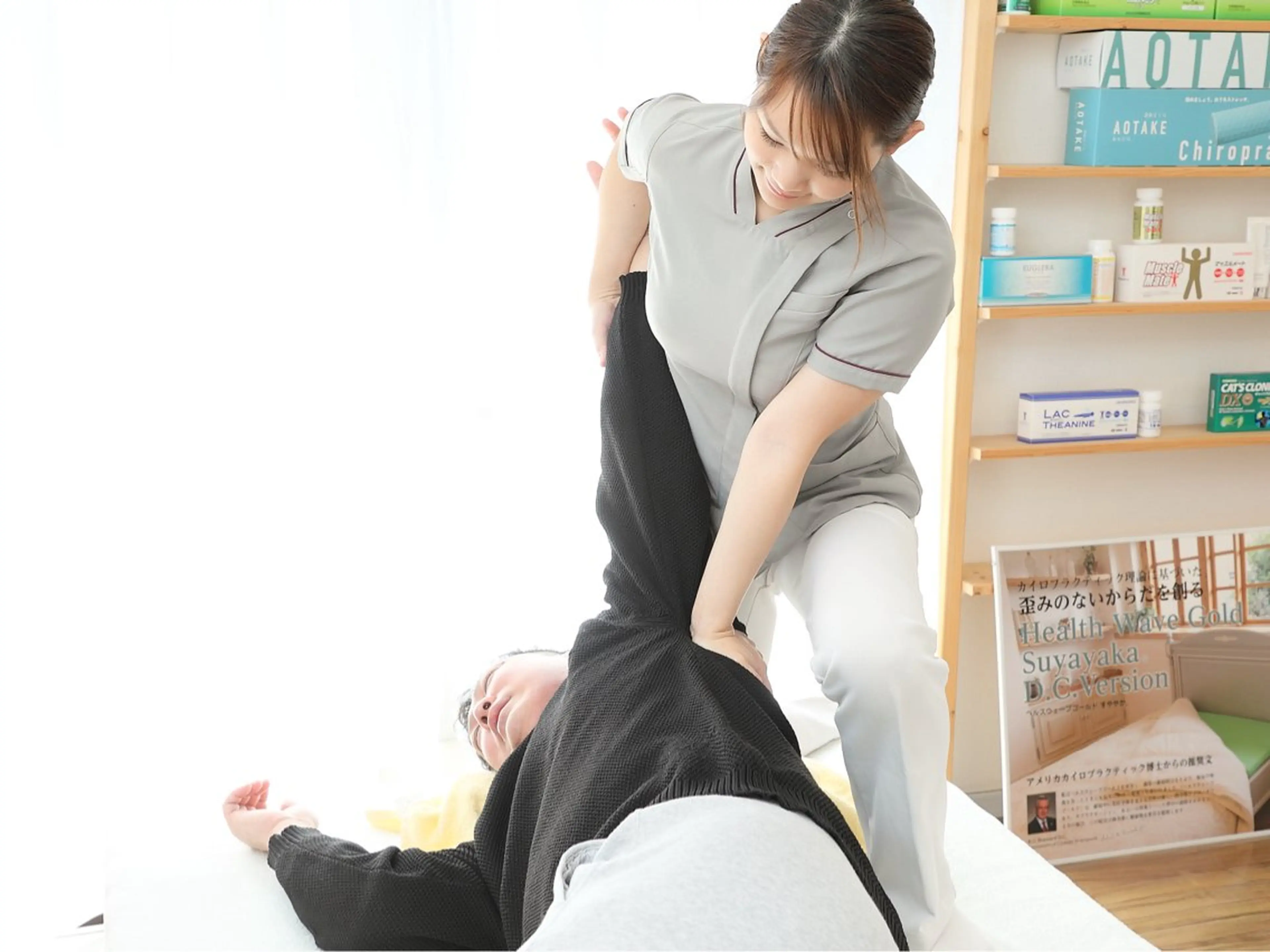 〔慢性的な肩こりを無くしたい🔥〕首肩こり 改善コース 60分   メンズもオススメ✨の写真