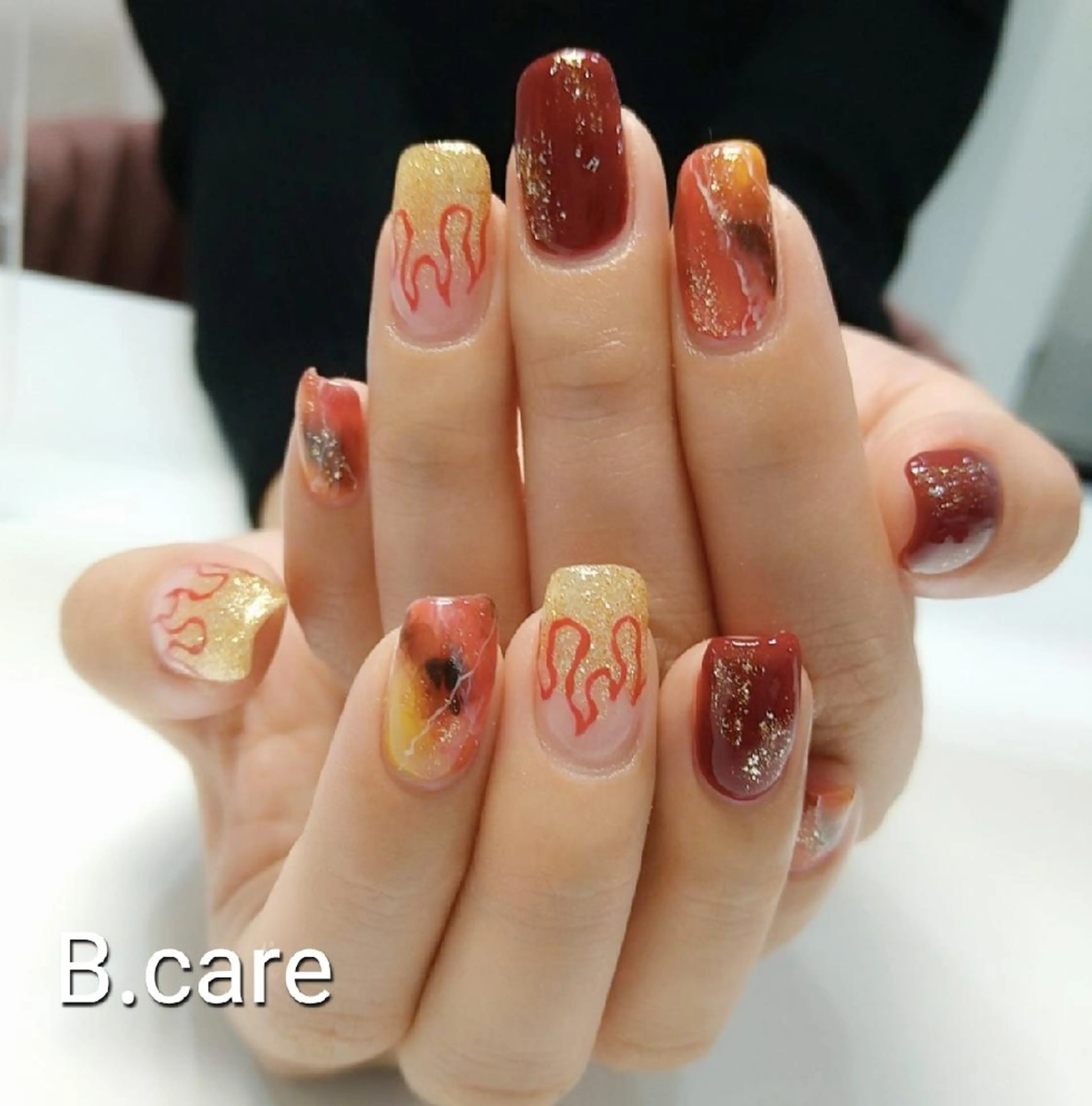 ネイル B.care自由ヶ丘所属・早坂  のネイルデザイン