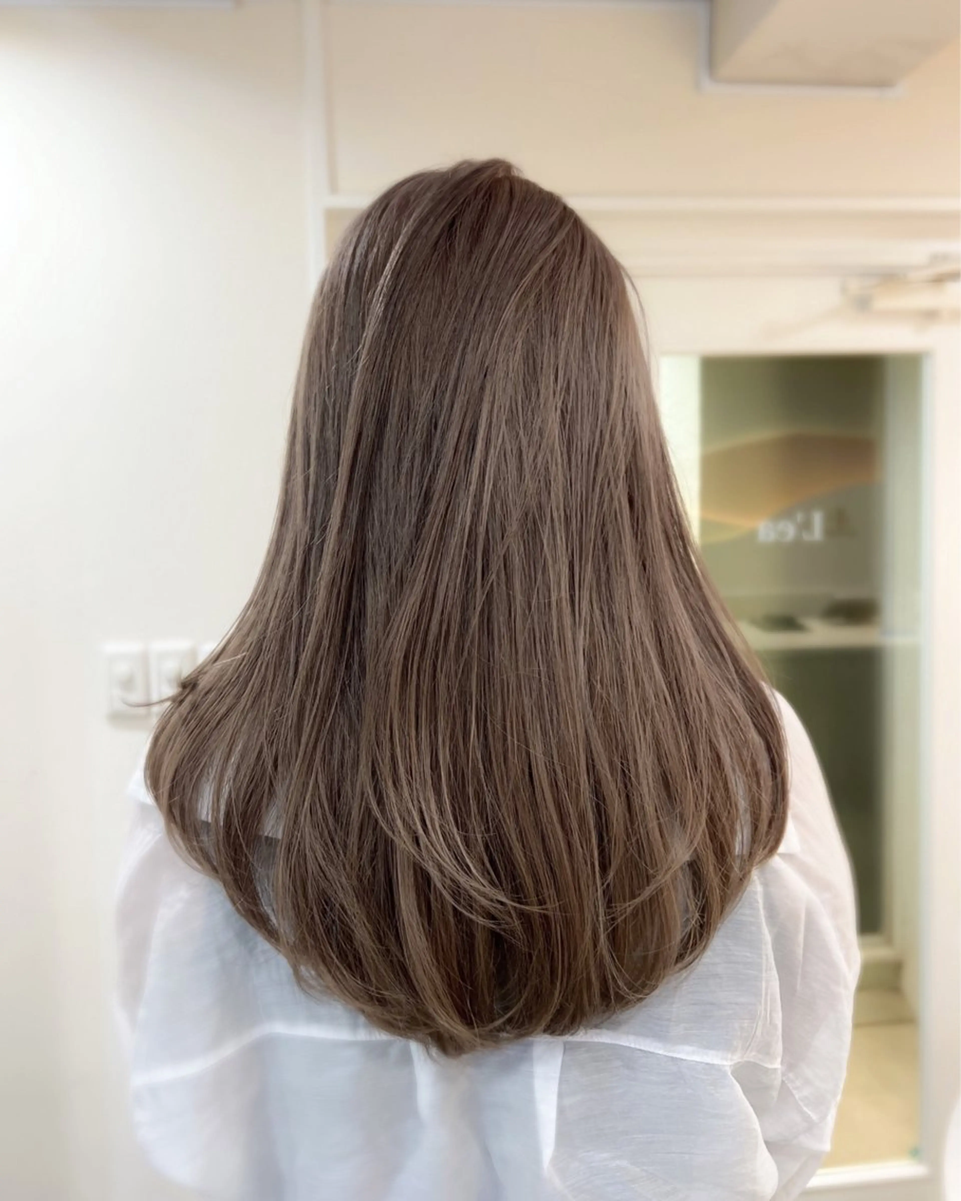 セミロング 🤍🤍韓国ヘア おたけ🤍🤍のヘアスタイル