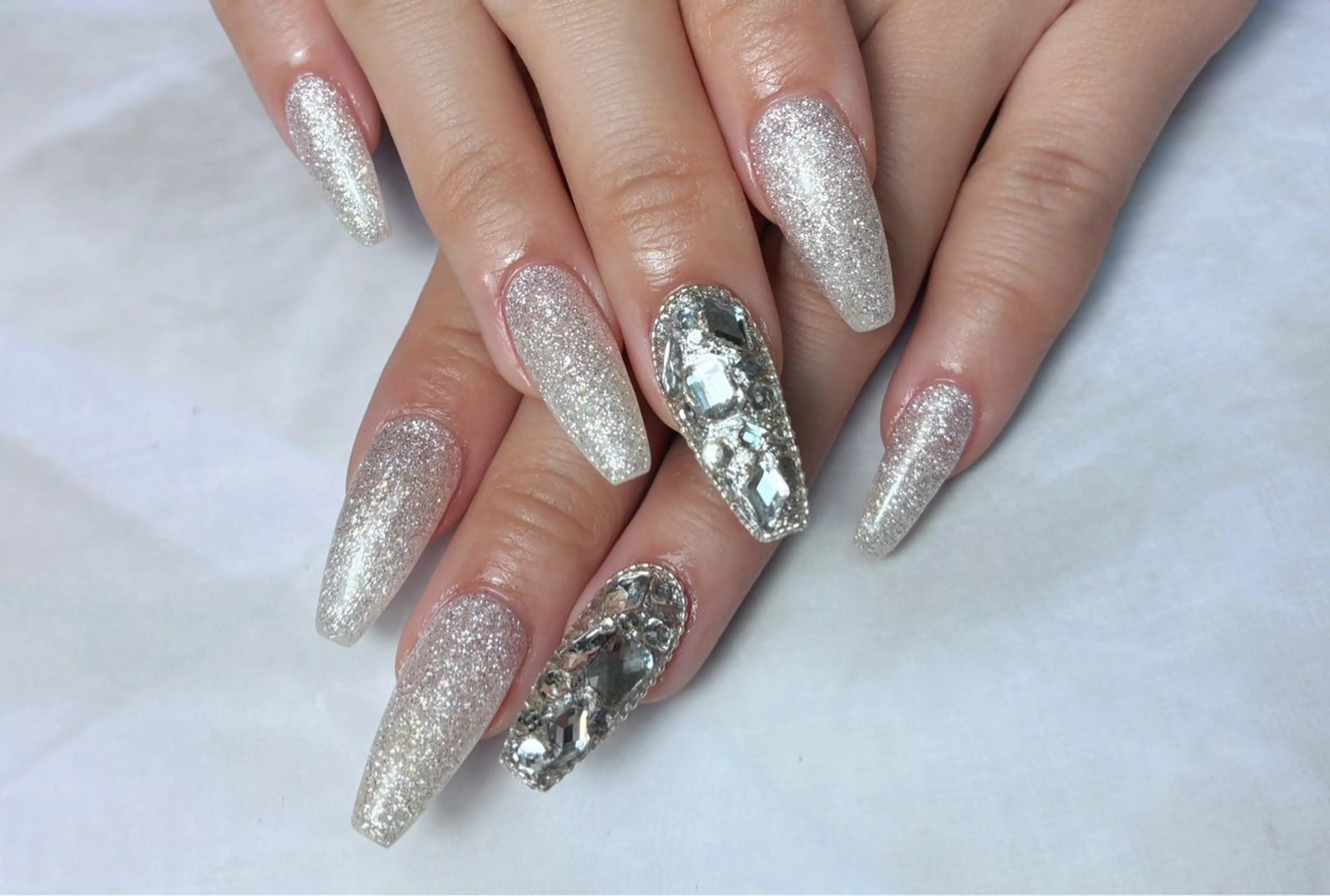 ネイル ハンドネイル ネイルサロン Bebeのネイルデザイン